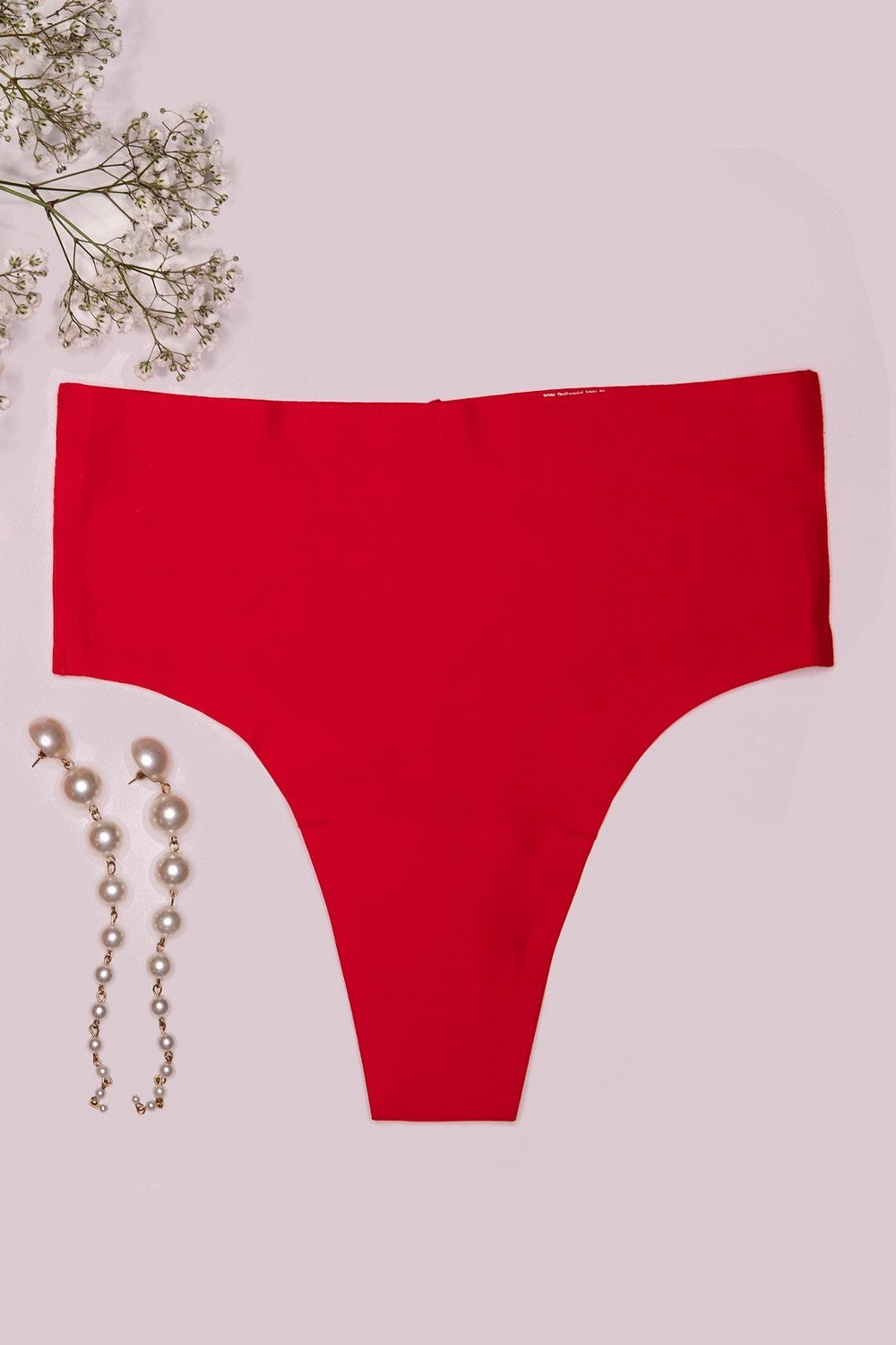 Бесшовные трусики стринг Simple String Maxi red
