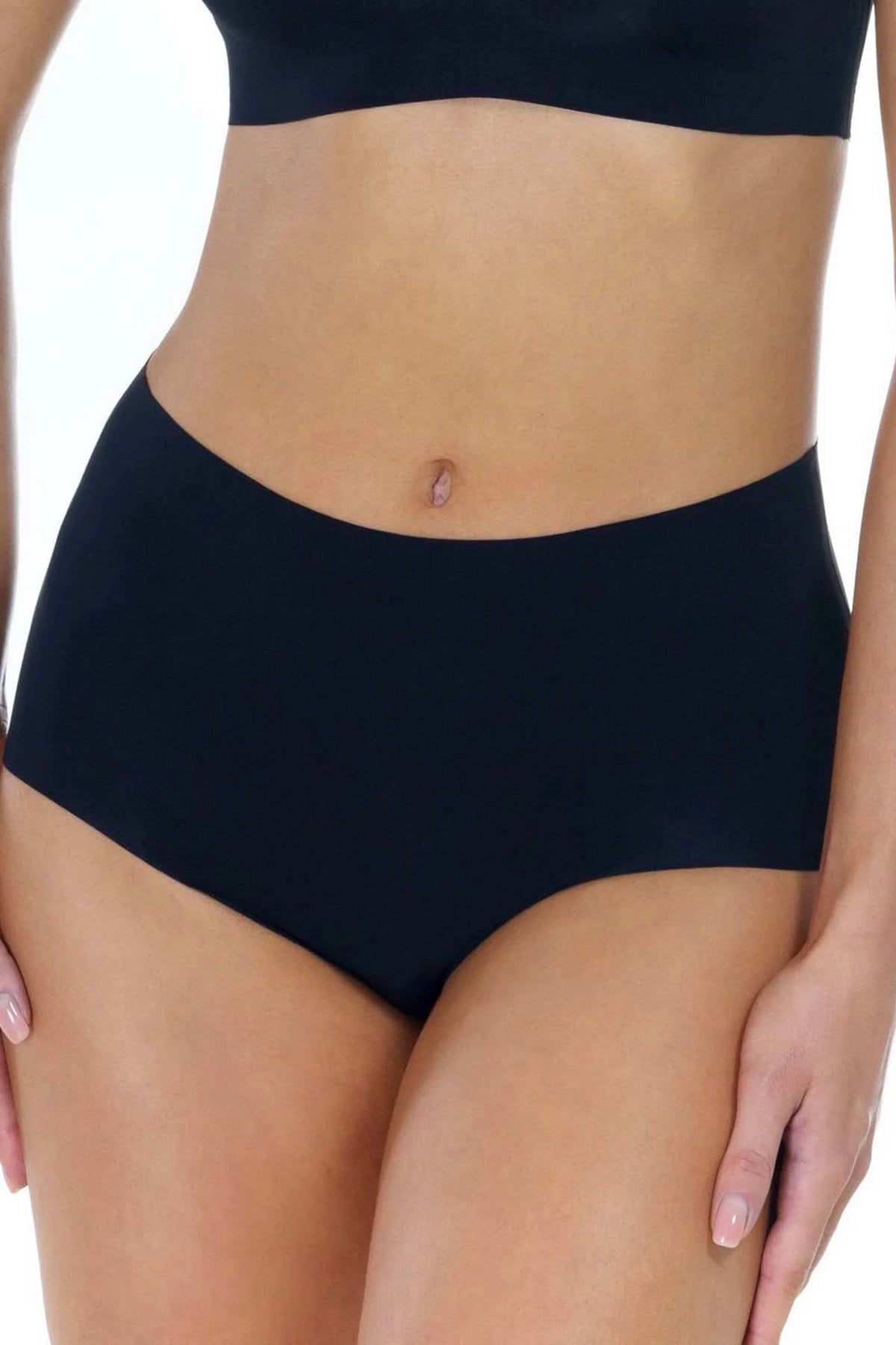 Бесшовные шортики 71D52 Invisible Light black