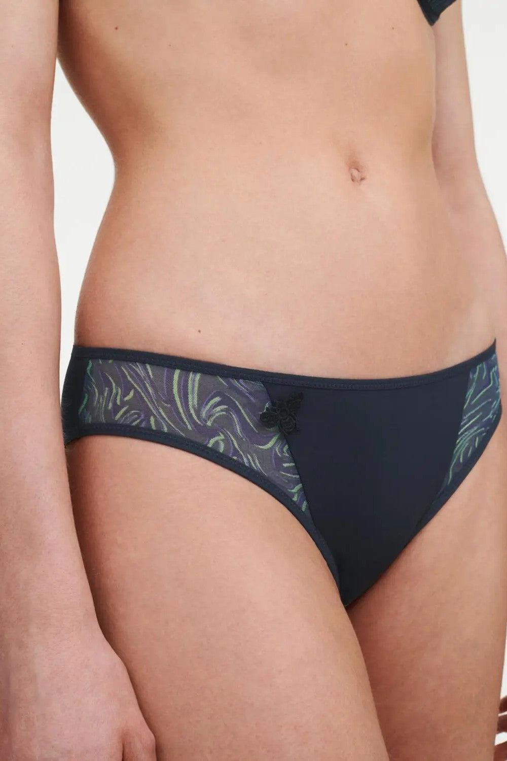 Трусики сліпи P47030-0NV Miss Joy waves print Passionata боковинки