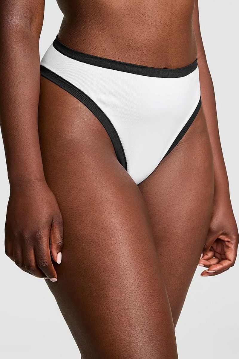 Трусики брифы в рубчик 252140833 white