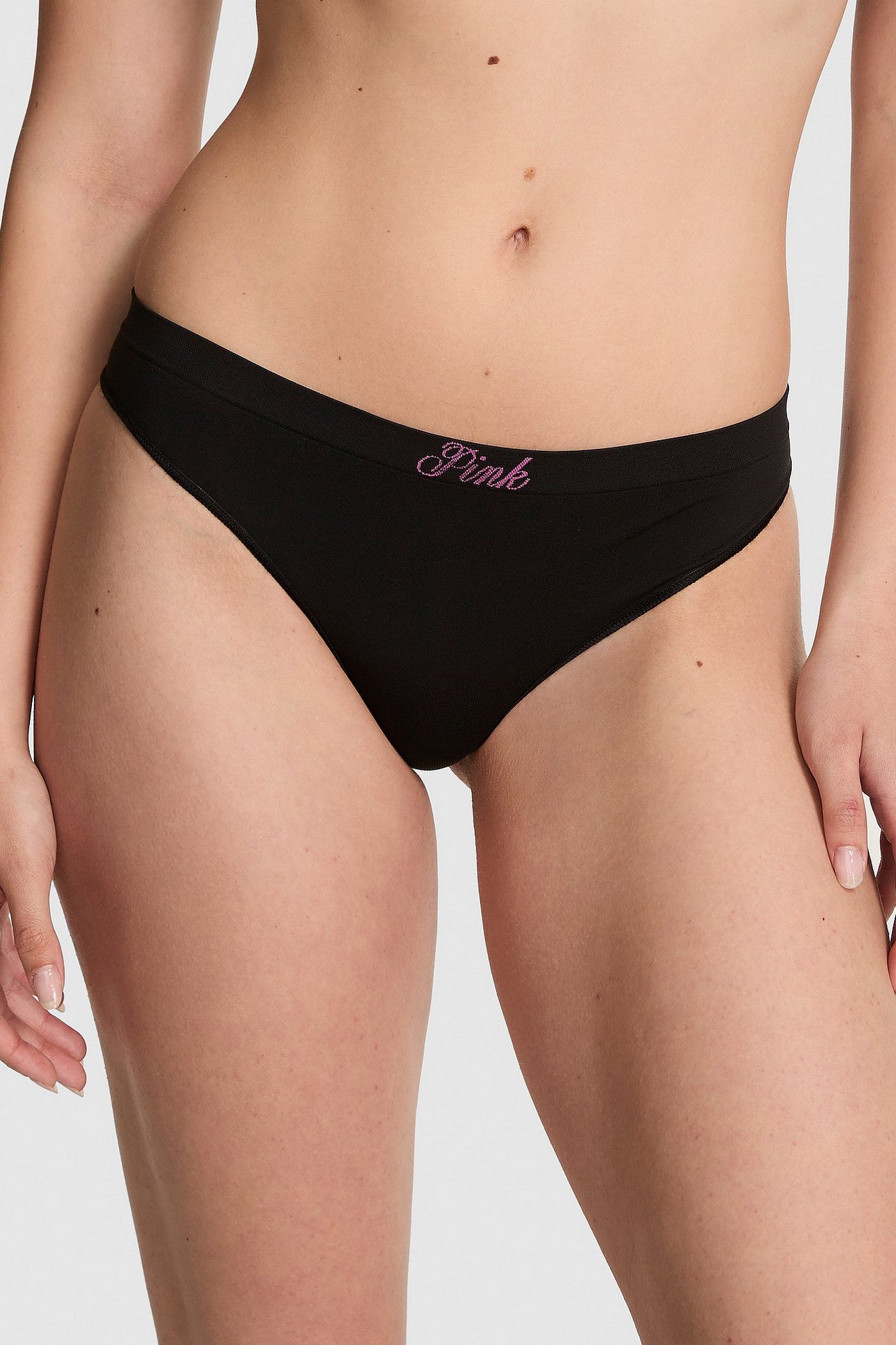 Трусики стрінги з логотипом 404192234 Black Victoria`s Secret