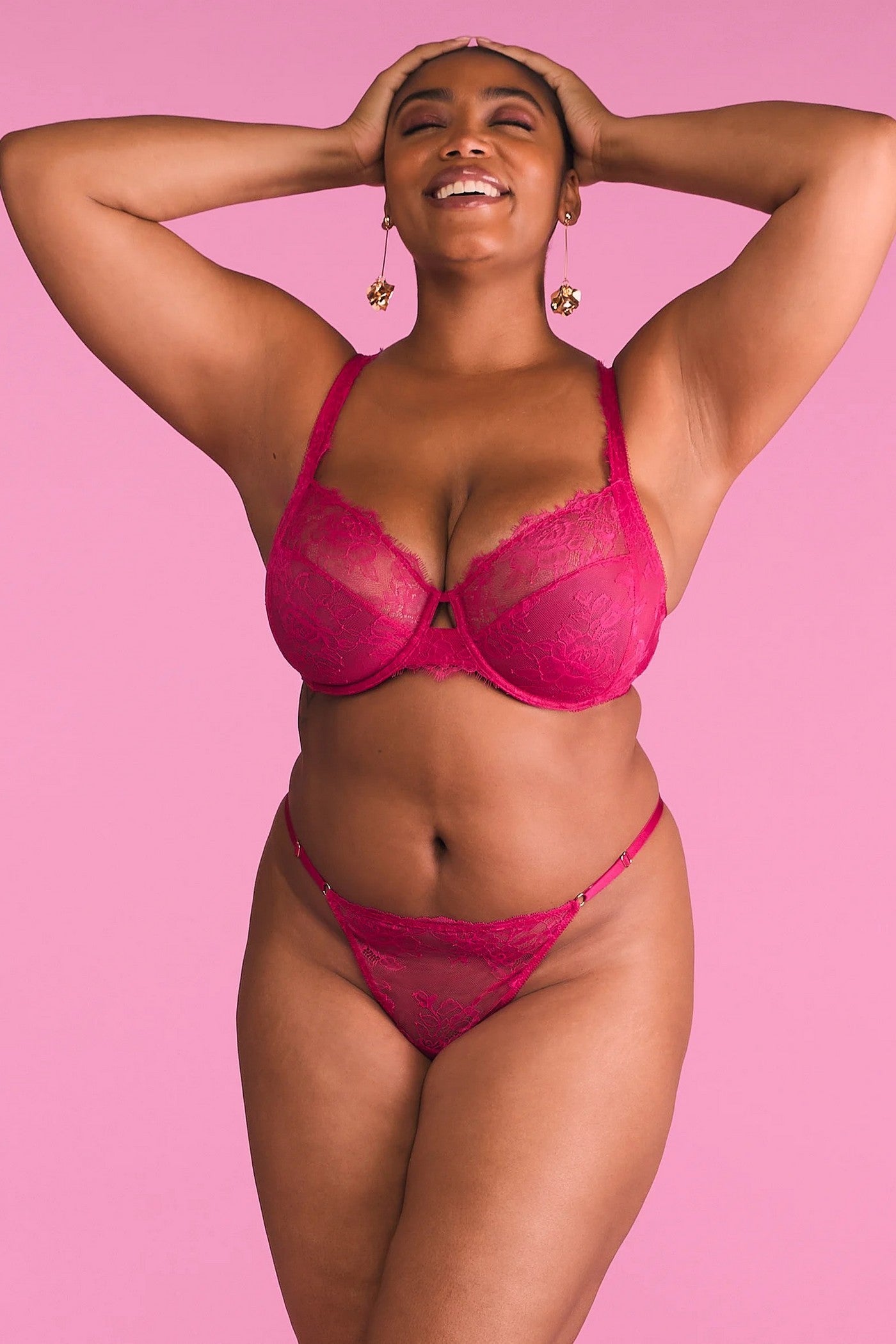 Кружевные трусики стринг 434385003 pink