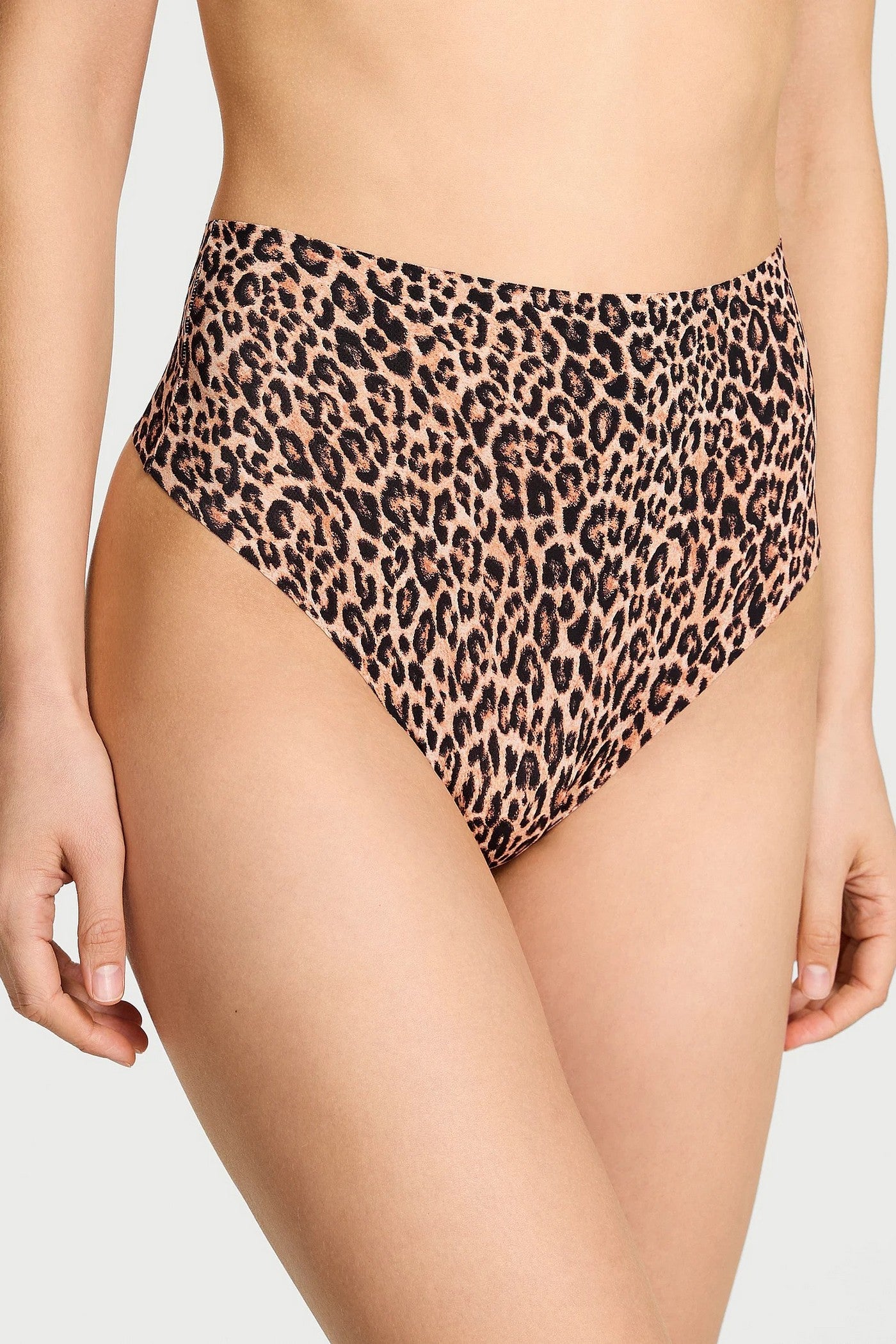 Безшовні трусики стрінги 521799445 leopard
