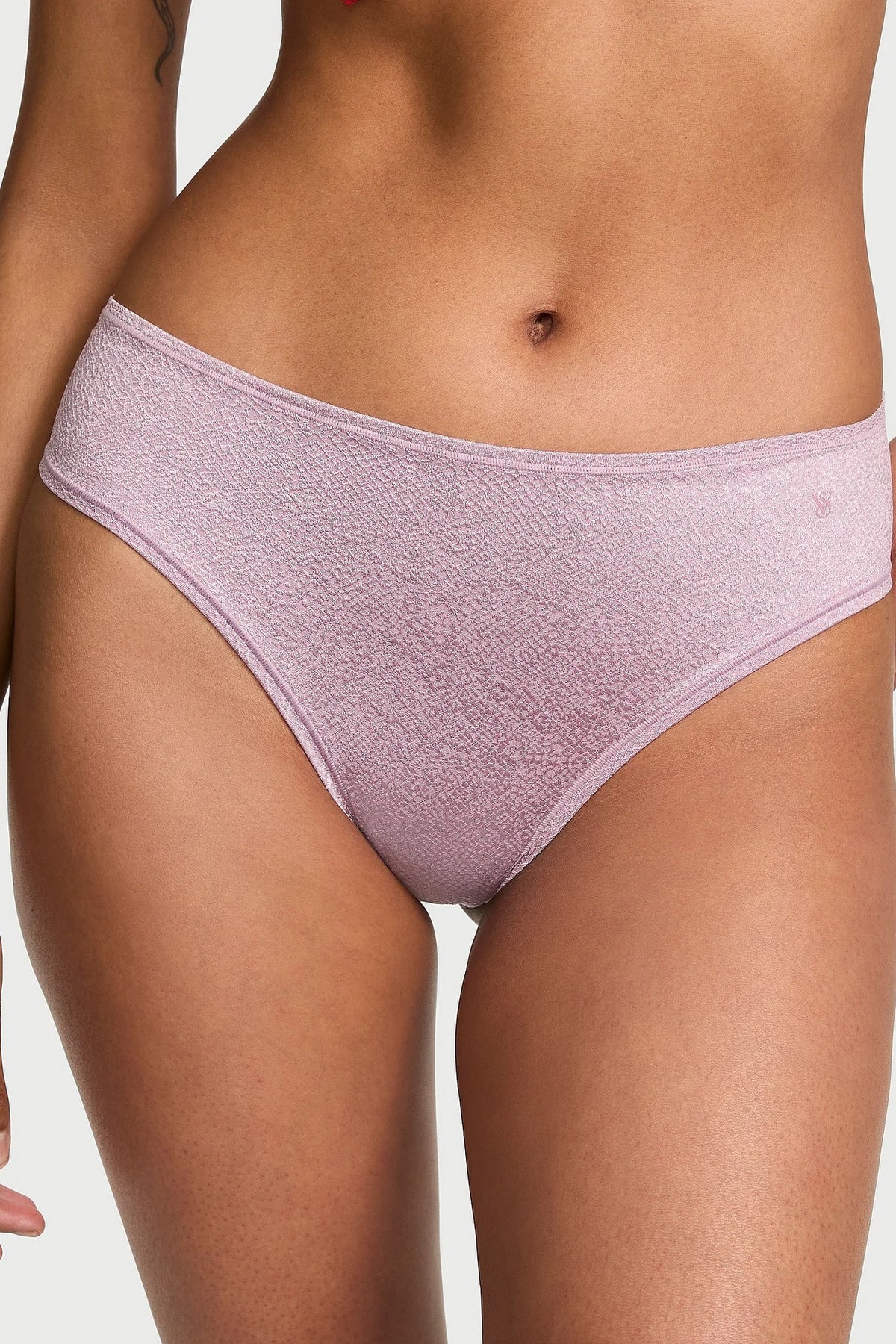 Трусики стрінги із візерунком 618934348 lilac Victoria`s Secret