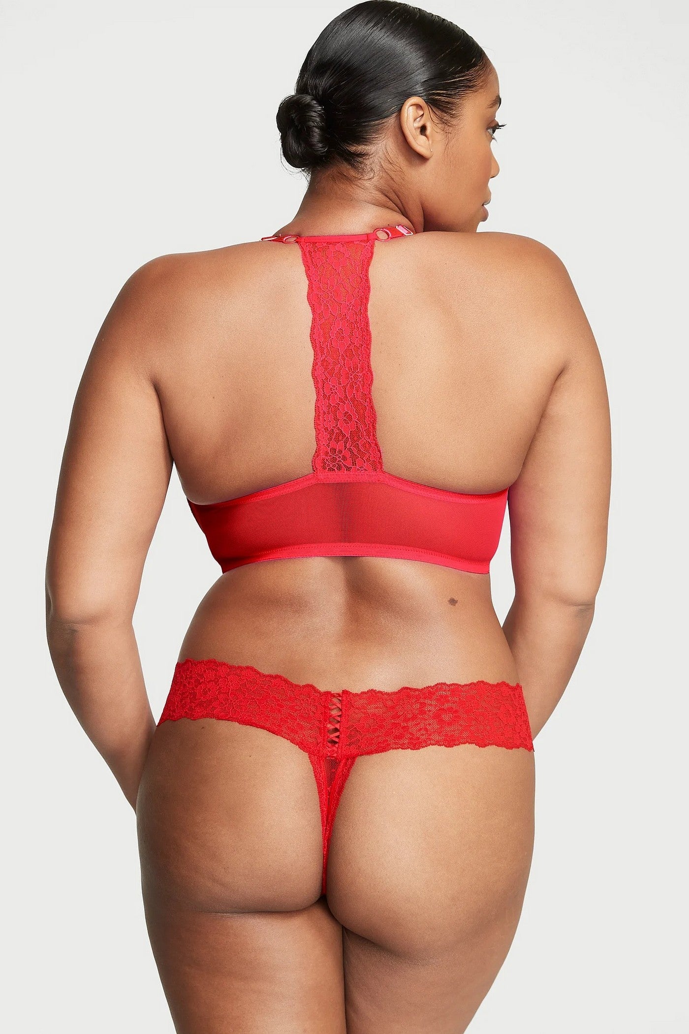 Мереживні трусики стрінги 631626942 Victoria`s Secret