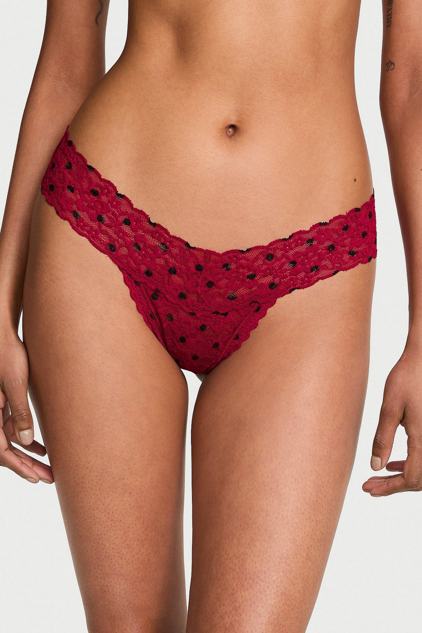 Мереживні трусики стрінги 649575805 bordo Victoria`s Secret