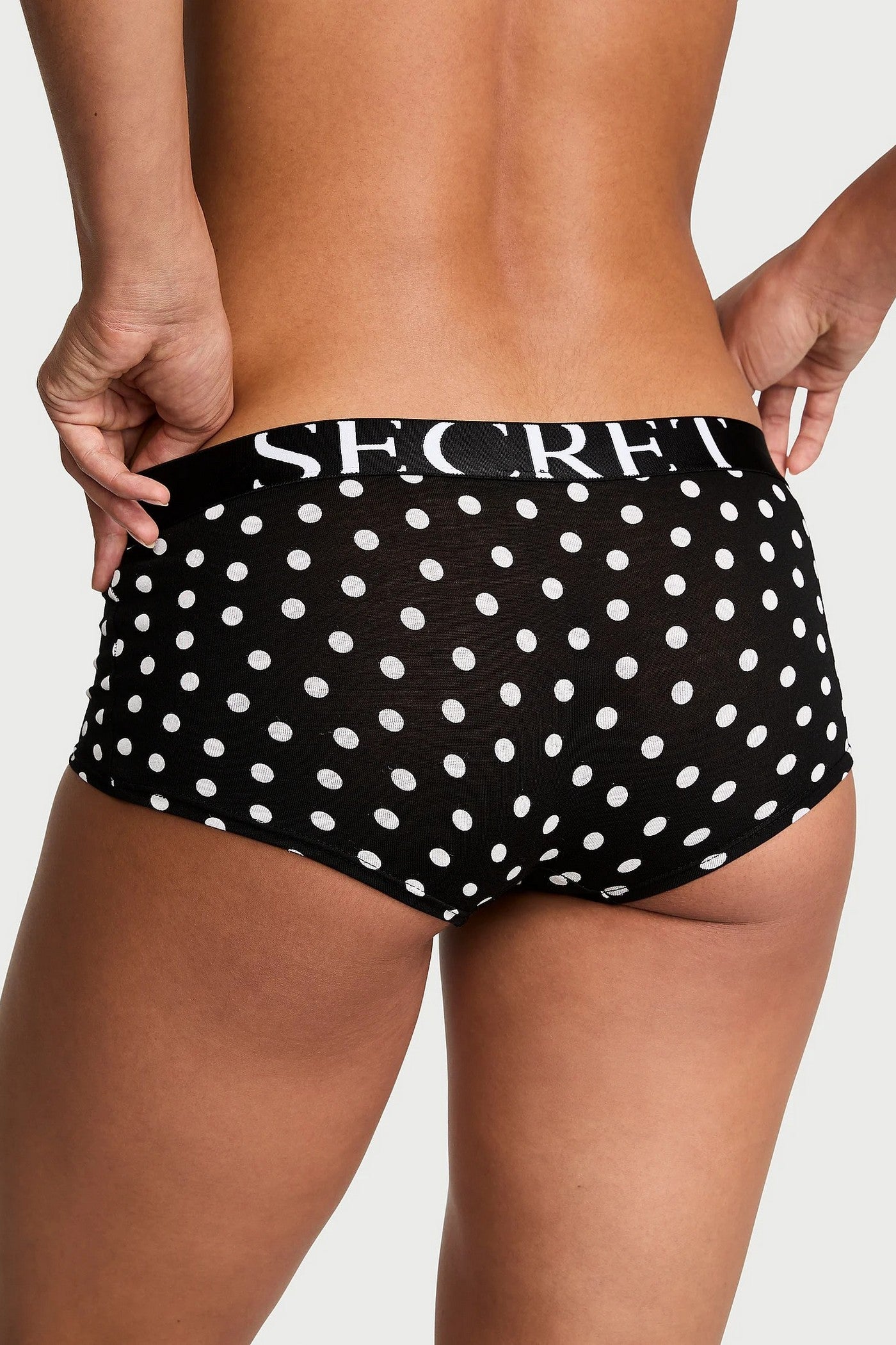 Шортики 975293239 black Victoria`s Secret