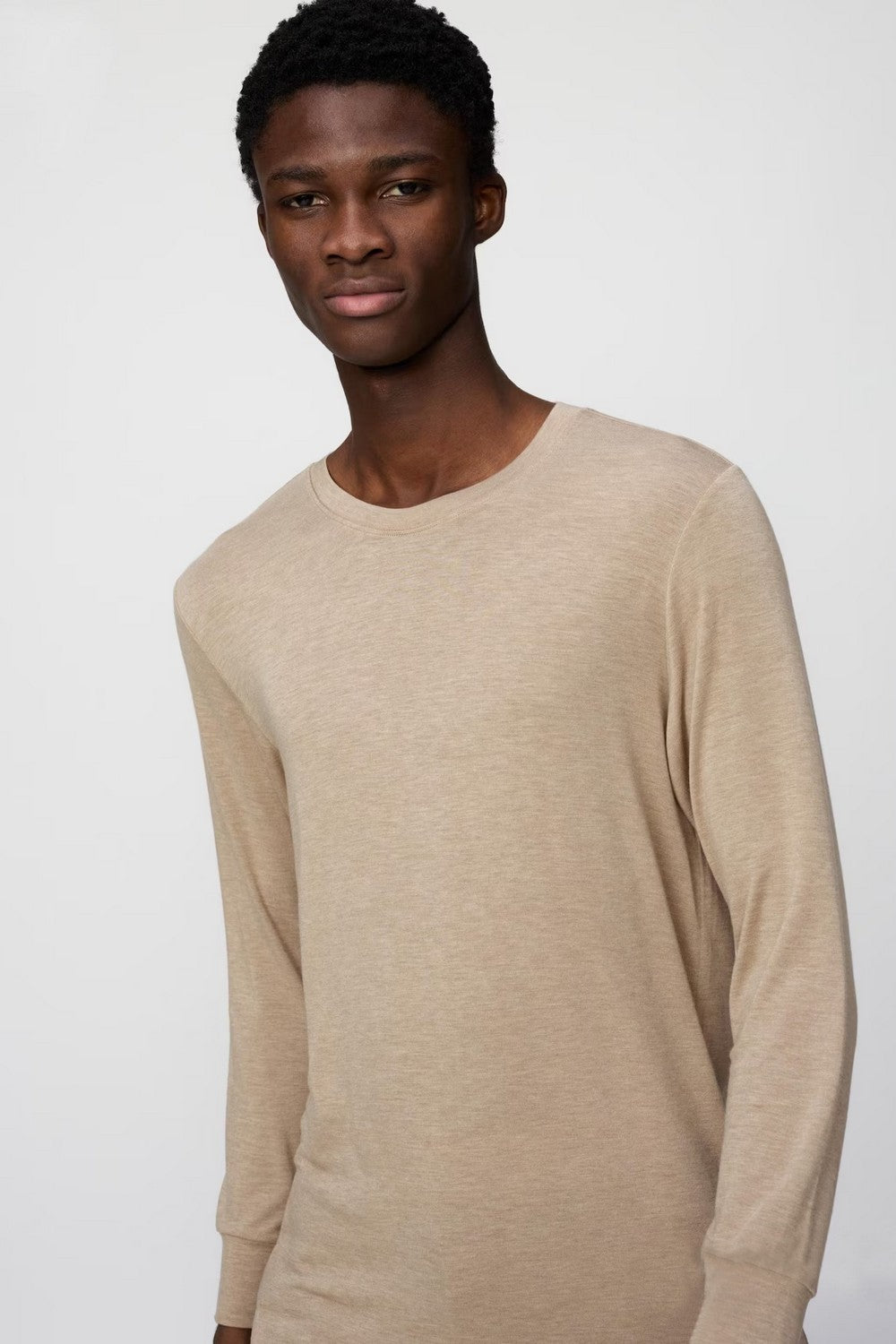 Чоловічий термолонгслів 635214867 beige Uniqlo