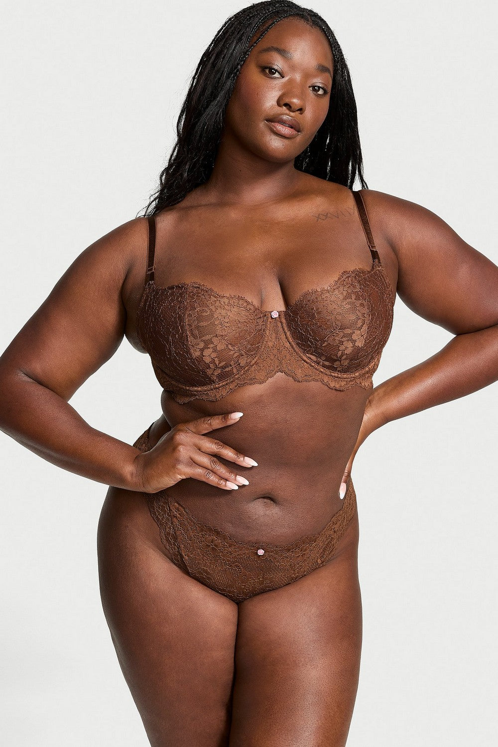 Мереживні трусики стрінг 52747369 brown Victoria`s Secret