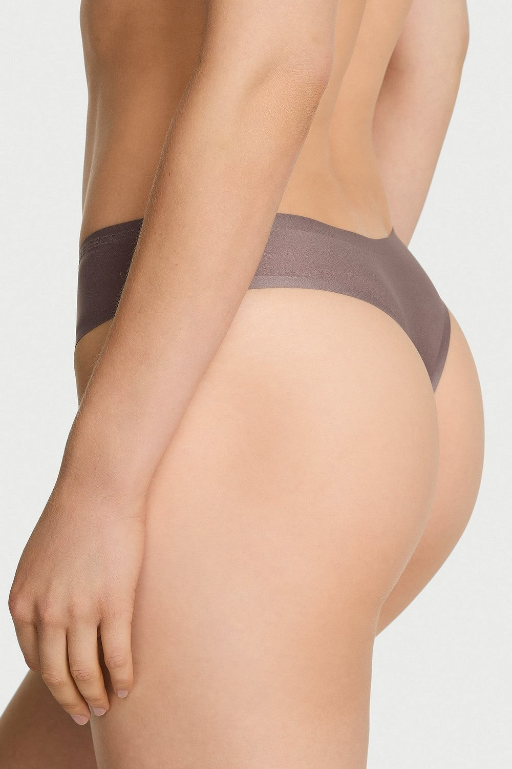 Безшовні трусики стрінг 570539627 Victoria`s Secret спина