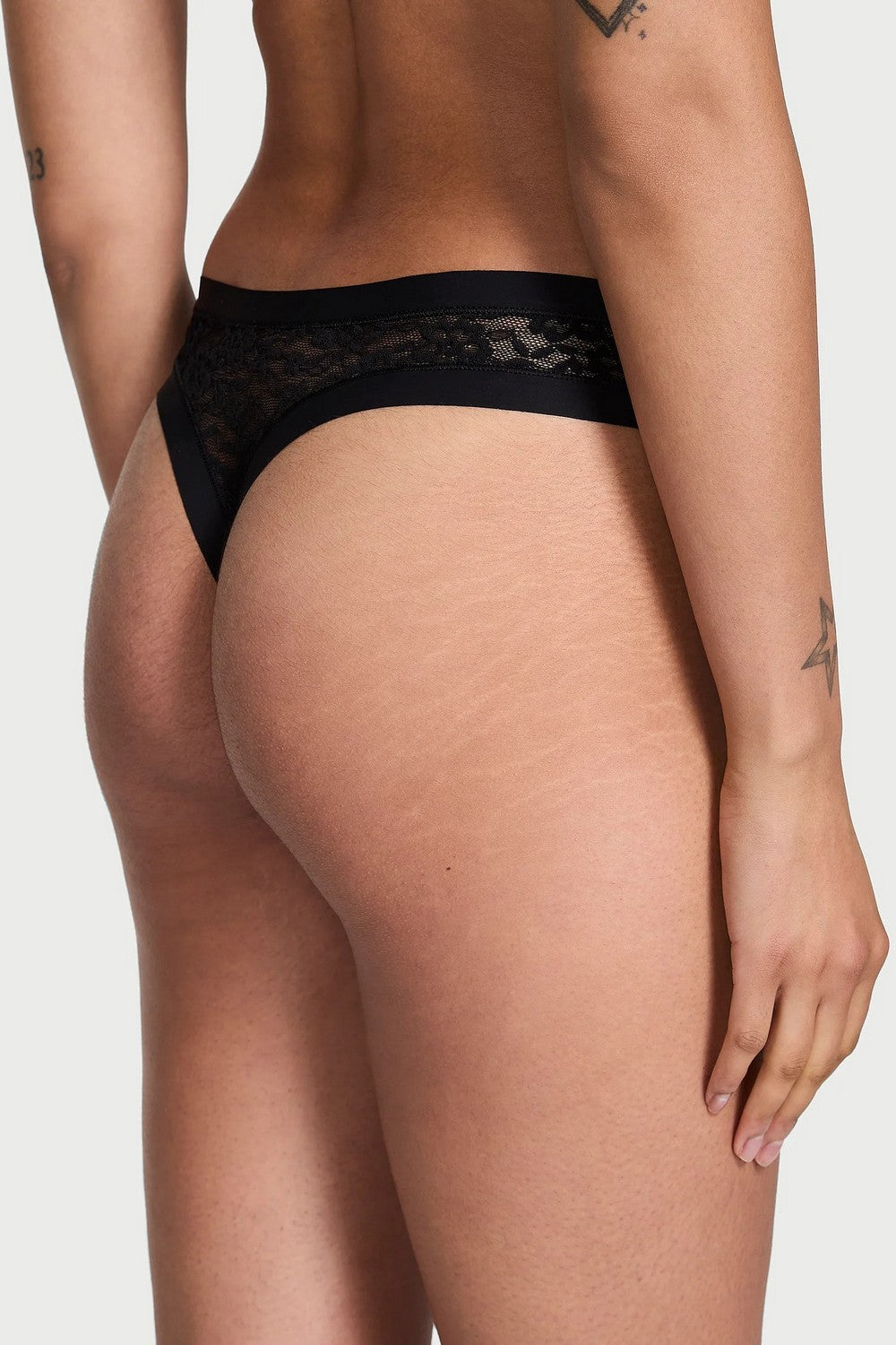 Мереживні трусики стрінг 635160797 Black Victoria`s Secret