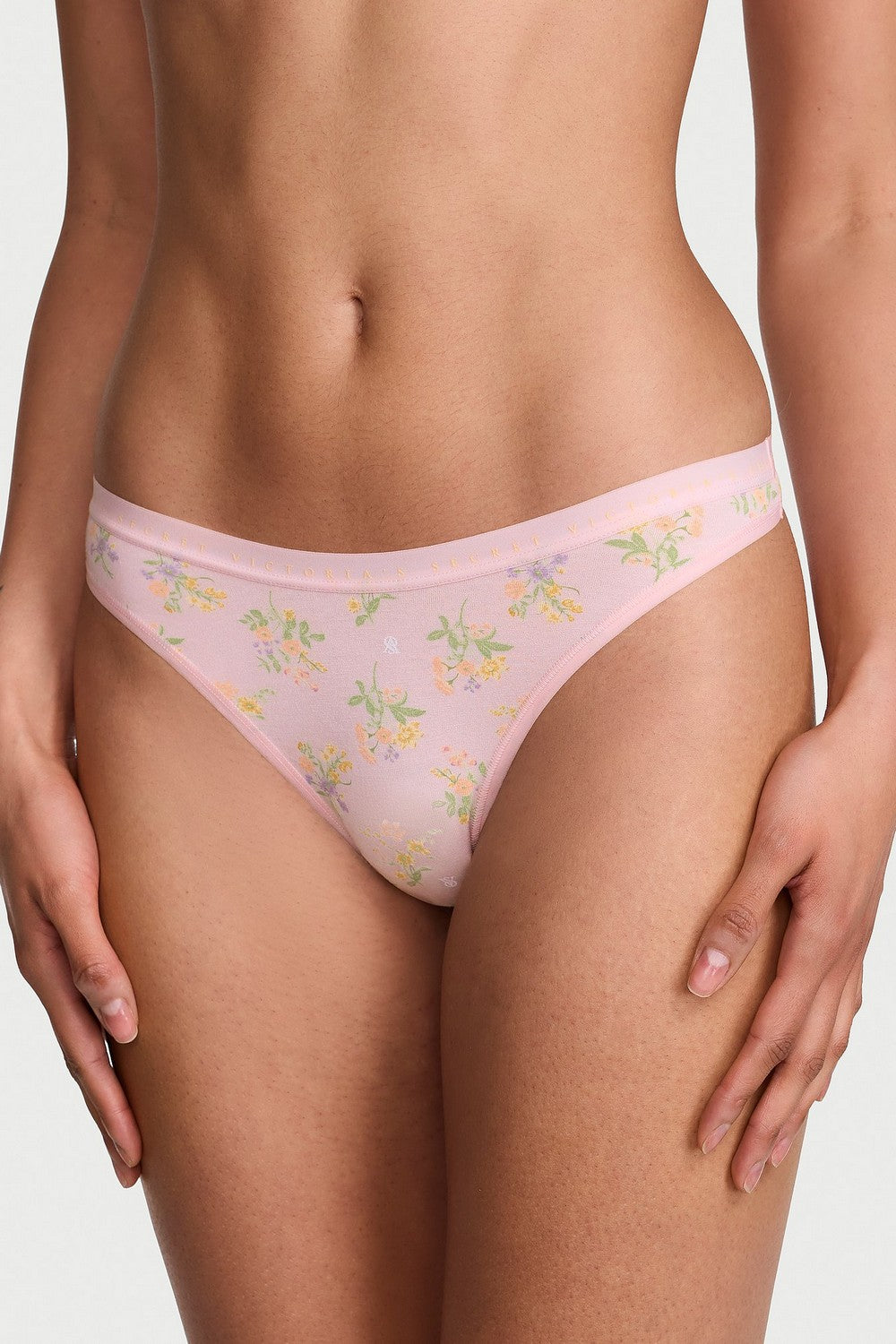 Трусики стринг із принтом 743365819 rose Victoria`s Secret
