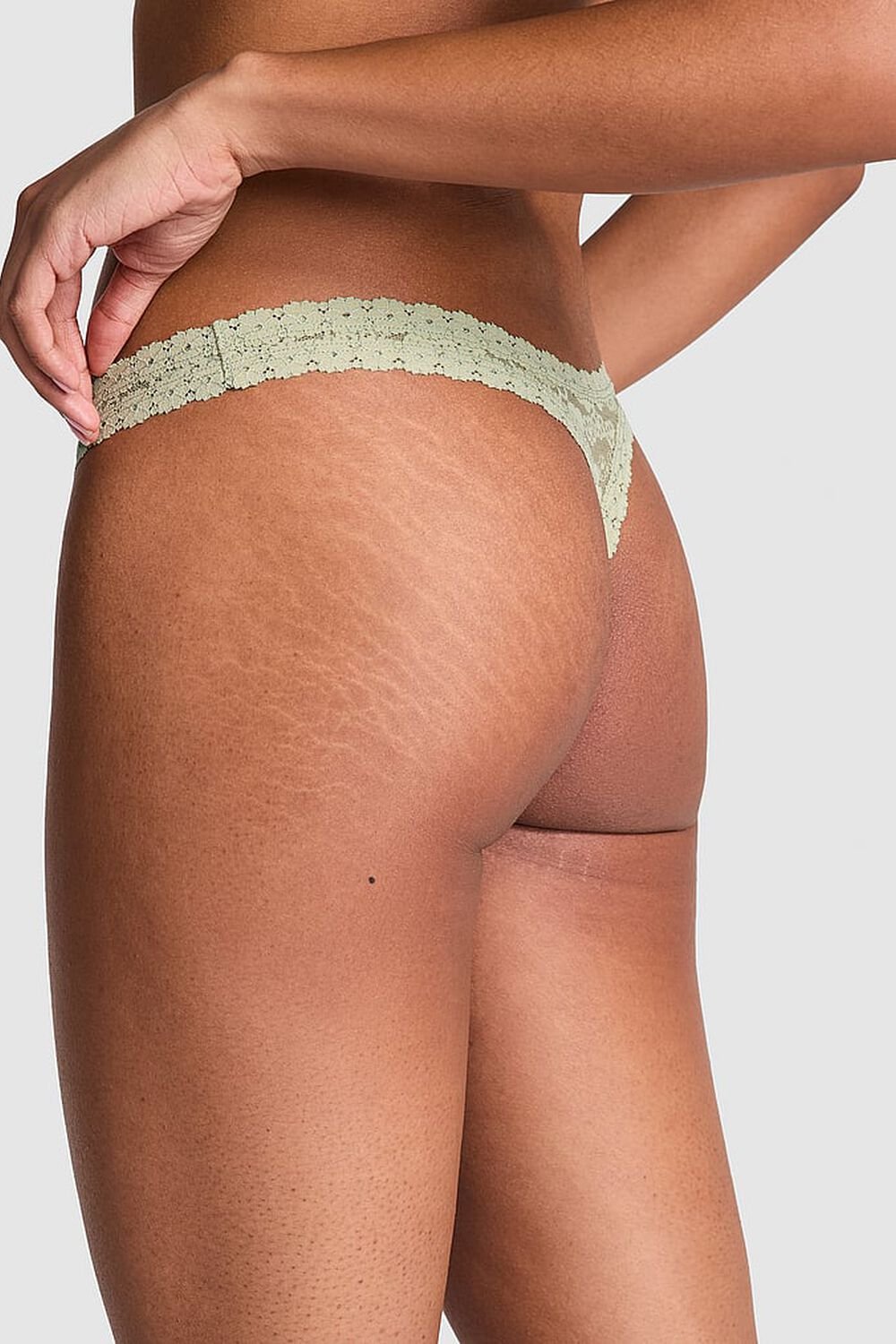 Мереживні трусики стрінг 901080296 green Victoria`s Secret