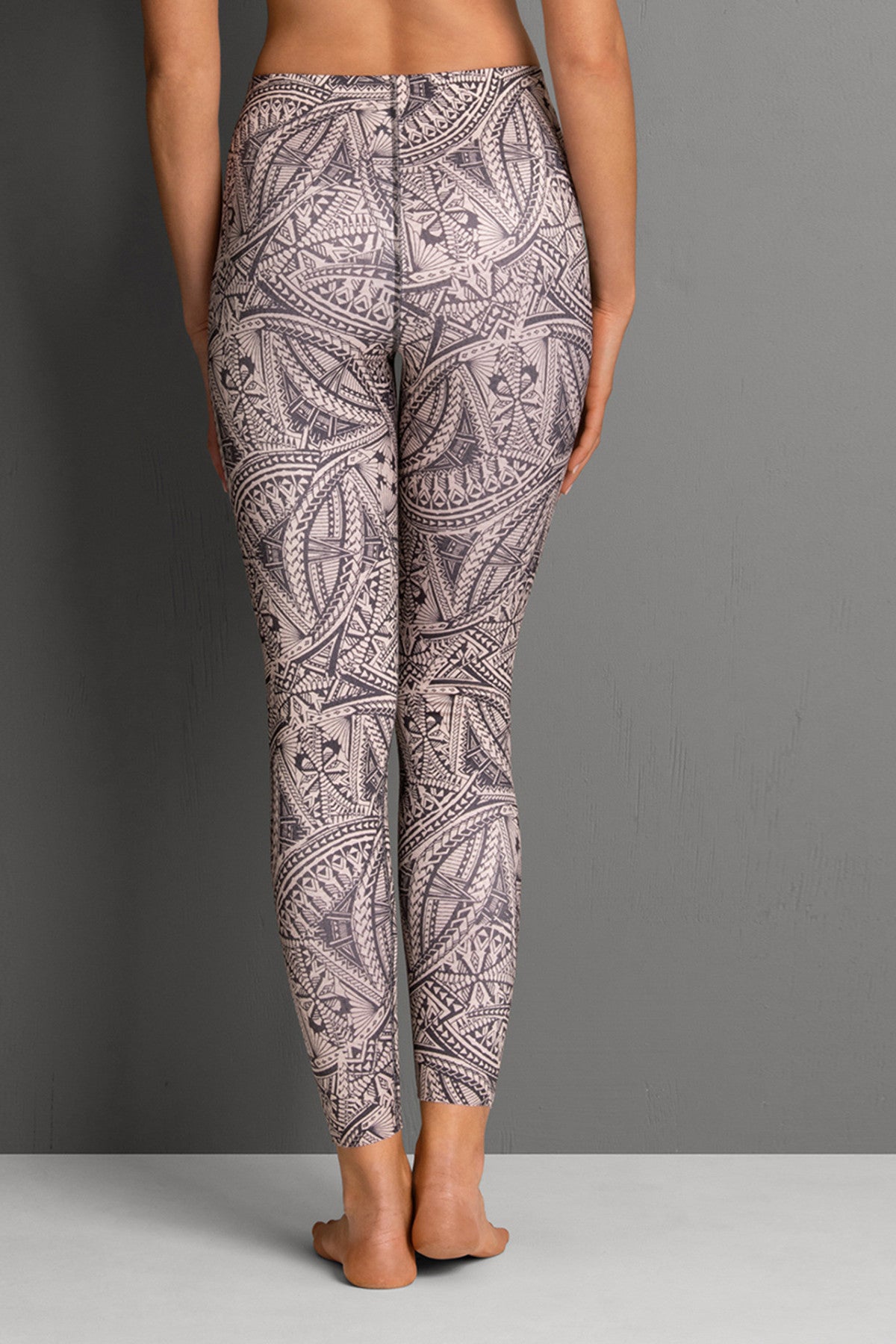 Леггинсы с компрессионным эффектом 1696