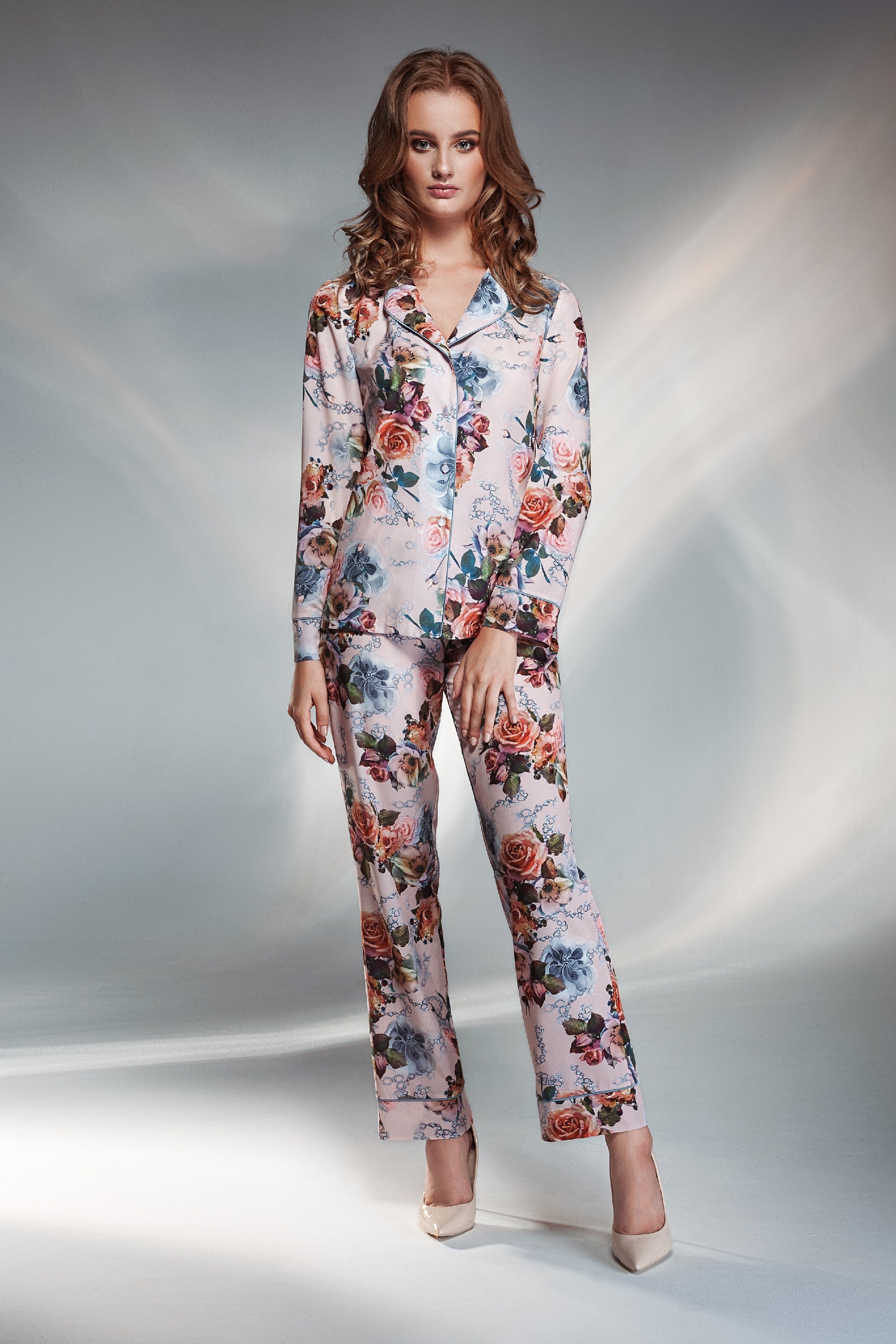 Атласная пижама с цветами 1715 pink flowers