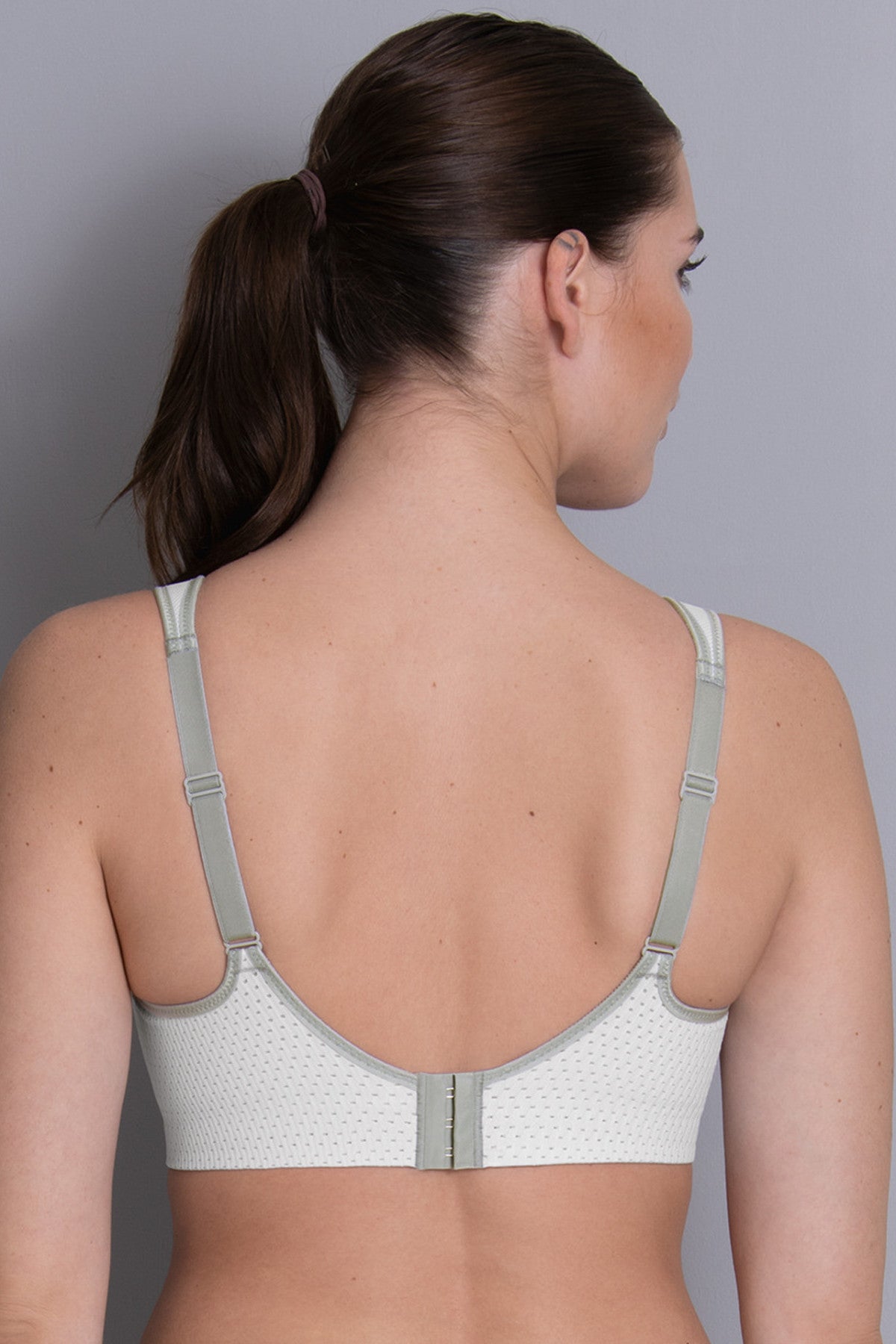 Спортивный бюстгальтер (ур.3) 5544 Air Control white