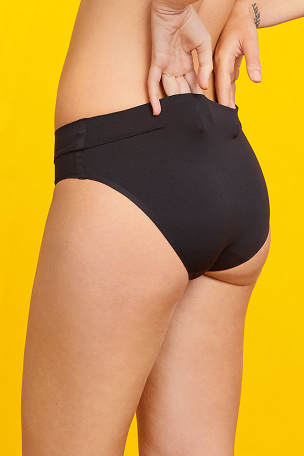 Бесшовные трусики 1342 Essentials black