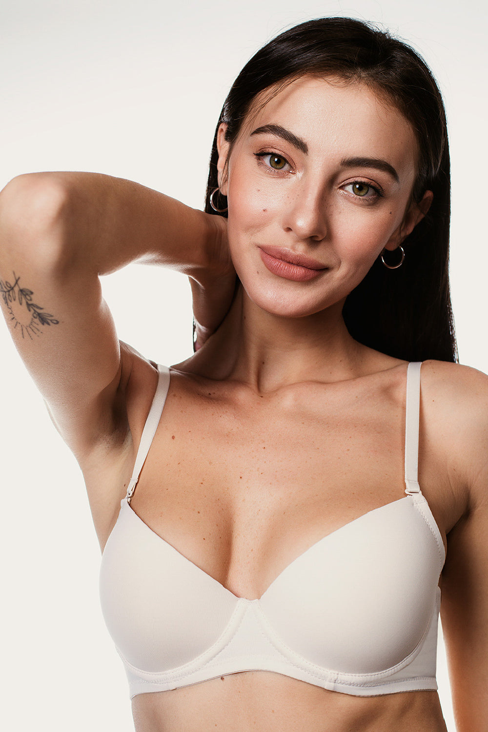 Бюстгальтер push-up с гладкими чашками L1501A0 Flox