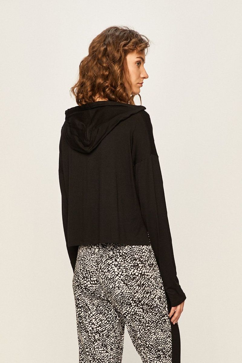 Кофта из вискозы YI2022405/001 black