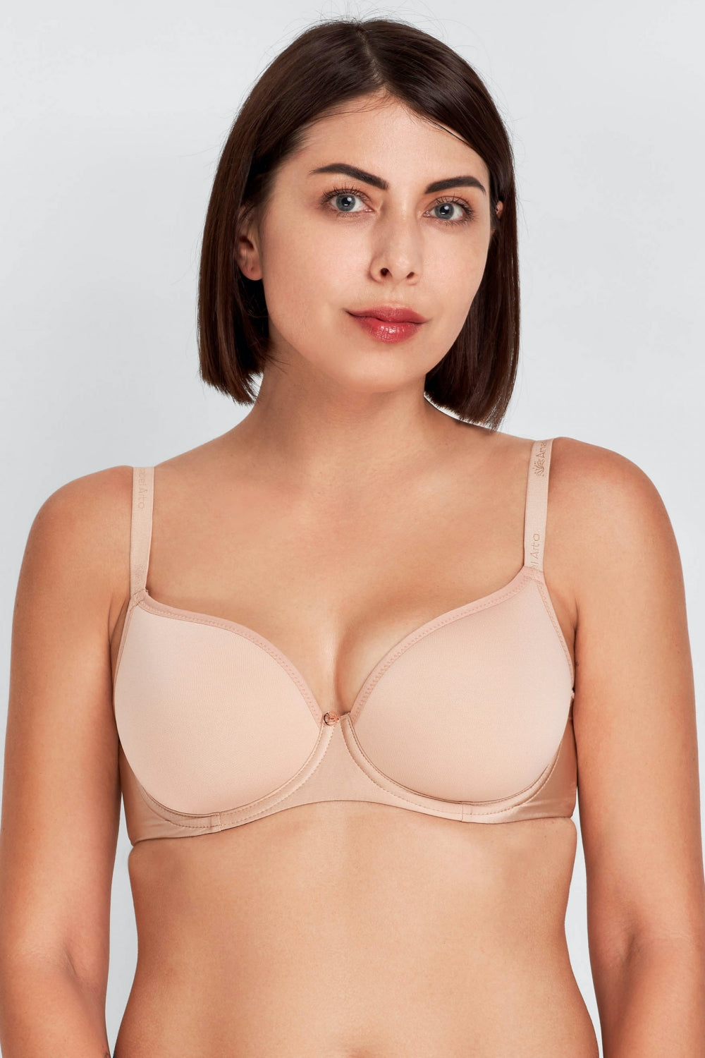 Гладкий бюстгальтер на косточках 7005-017 beige