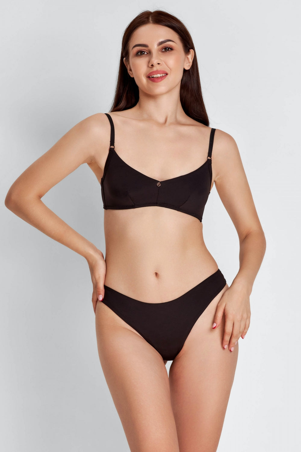 Бра-топ с мягкой чашкой 7005-051 black