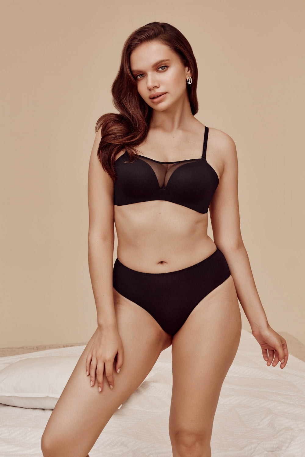 Бесшовный бюстгальтер с микросеткой 7039 black