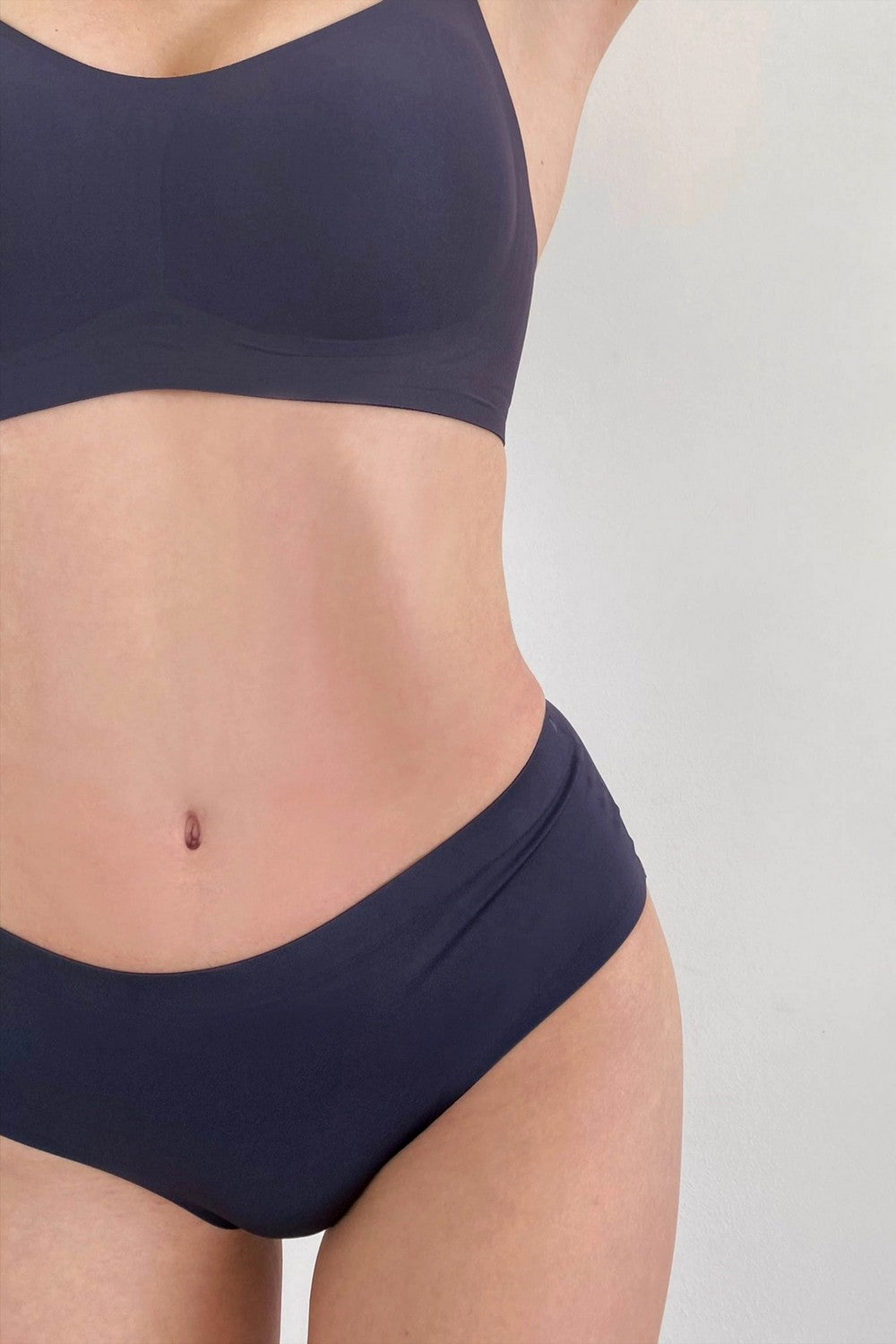 Бесшовный комплект белья 7075-075/7075-33 dark blue