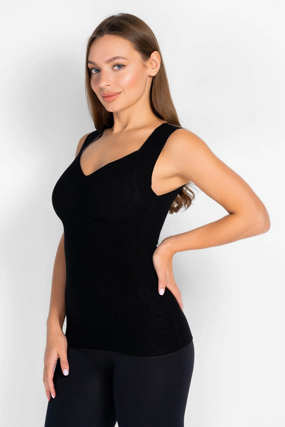 Майка с вкладышами push-up 7089-077 black