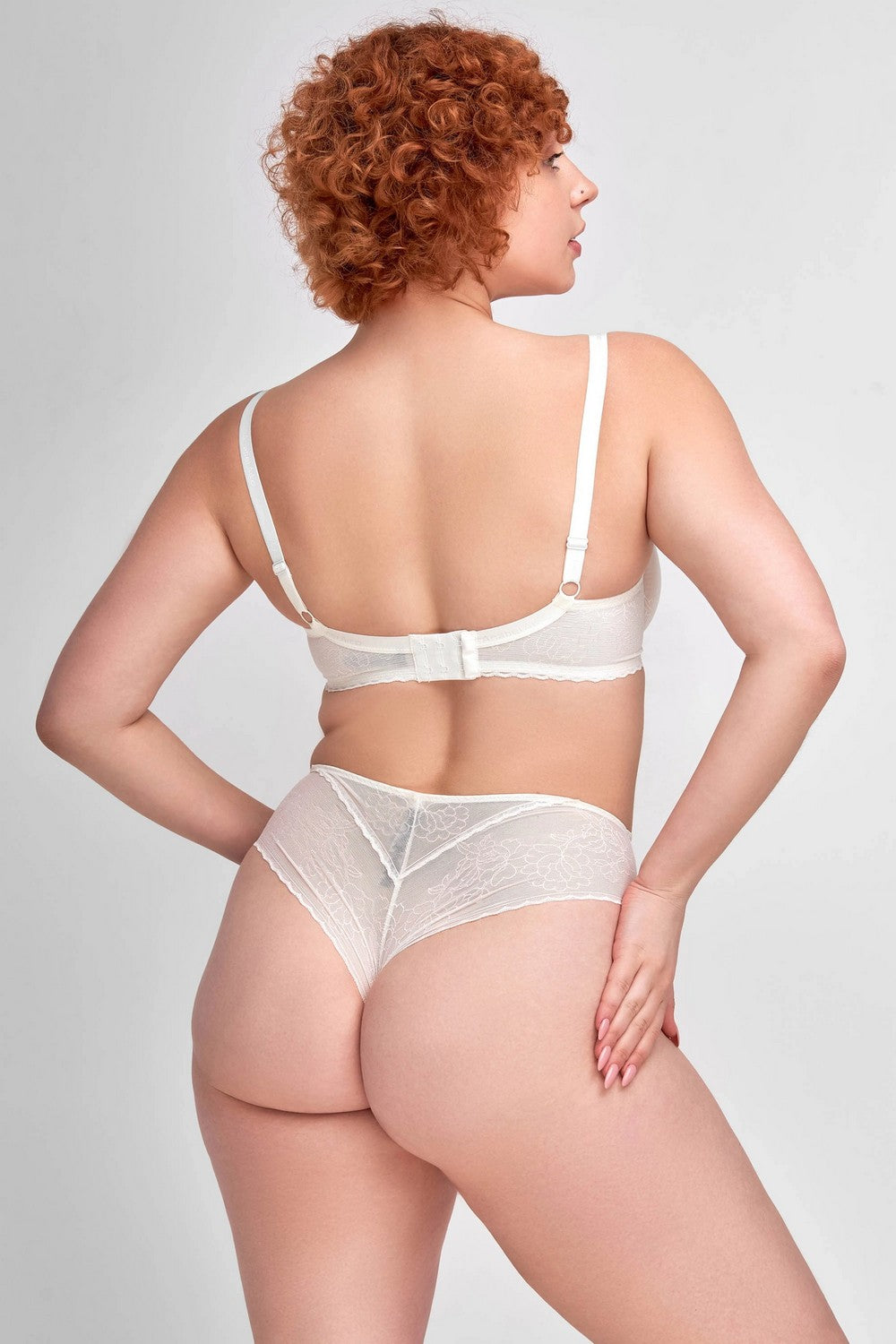 Мягкий бюстгальтер из микросетки 8164-055 champagne