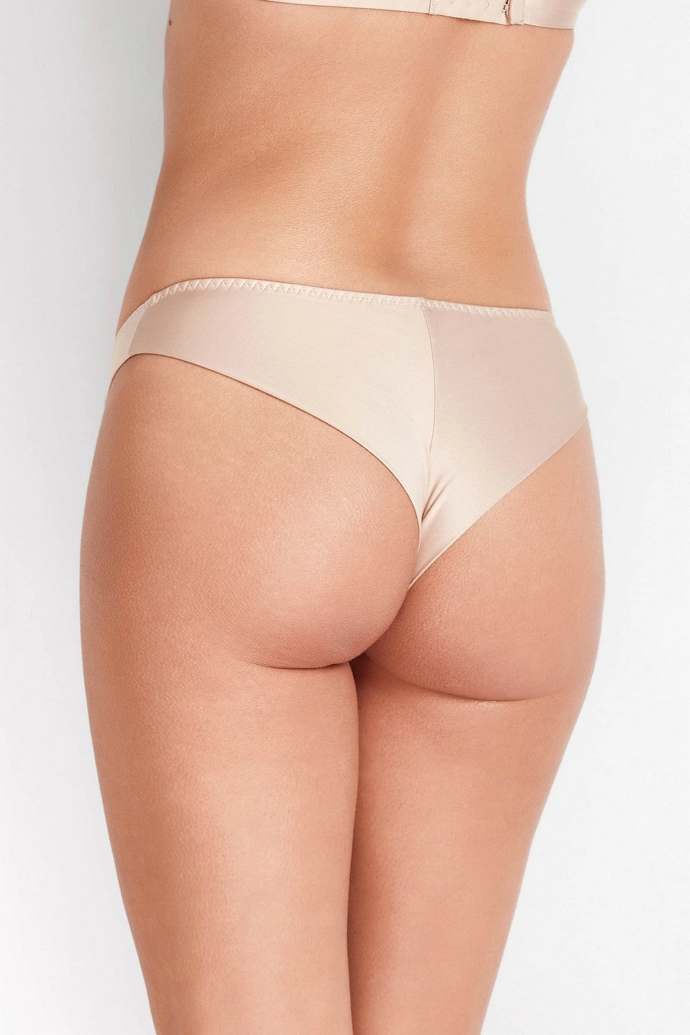 Трусики бразилиана из микрофибры 8174-12 beige