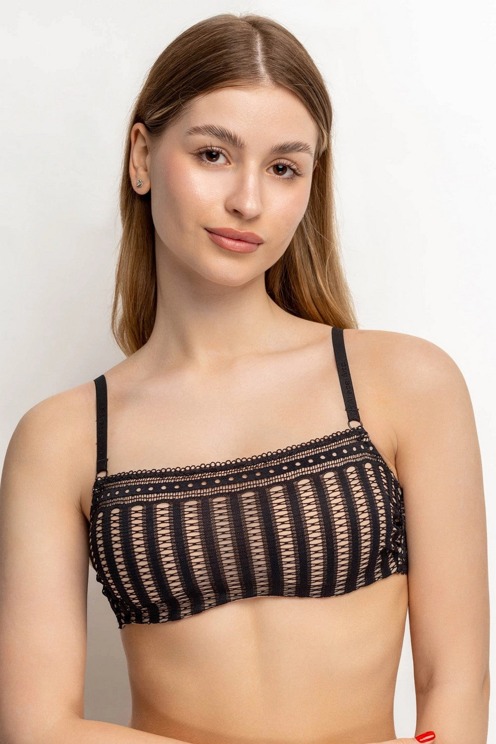 Бра-топ из кружева 8176-053 black