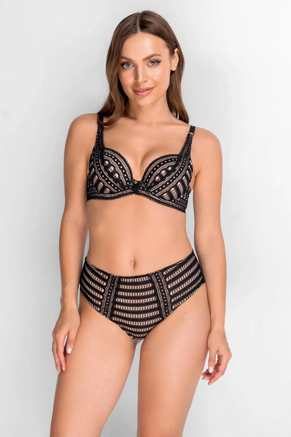 Трусики бразилиана из кружева 8176-24 black