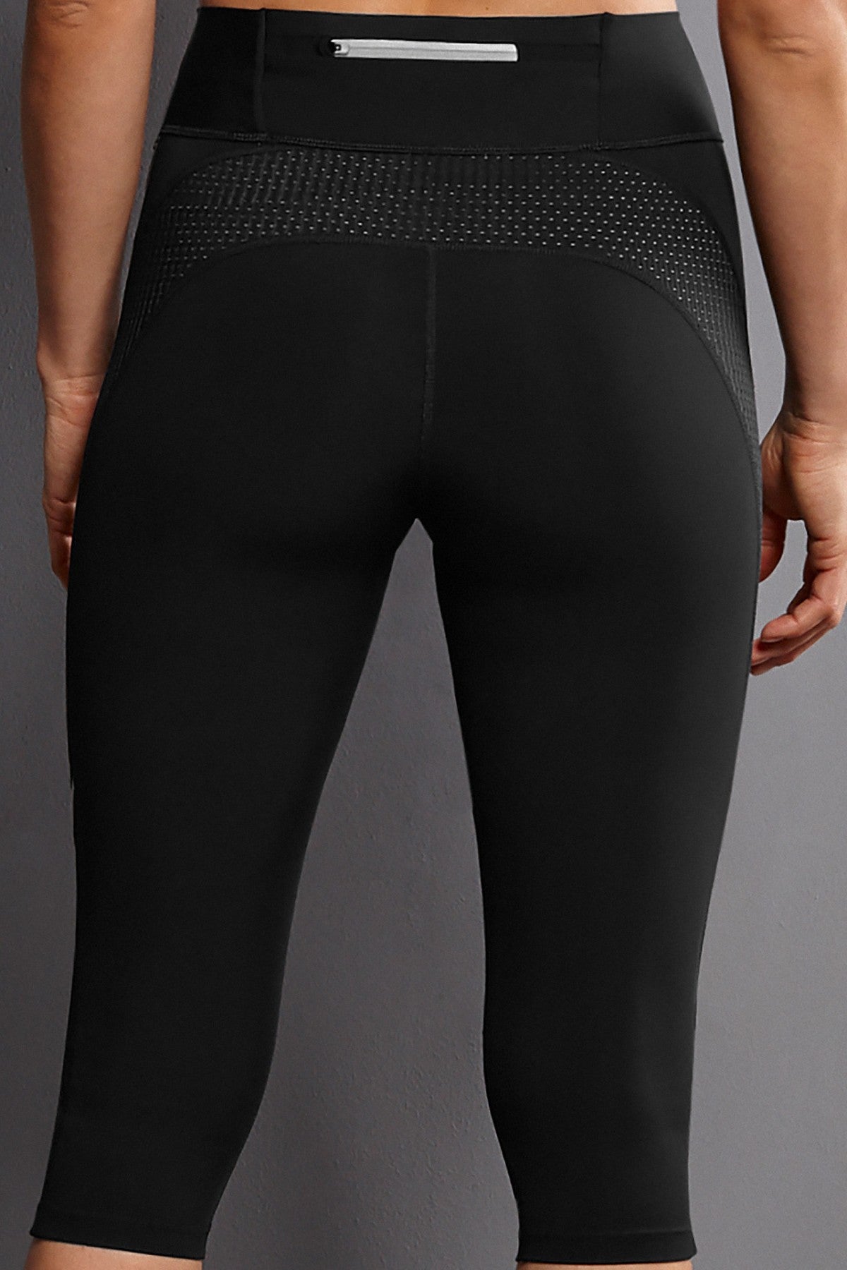 Спортивні укорочені легінси 1685