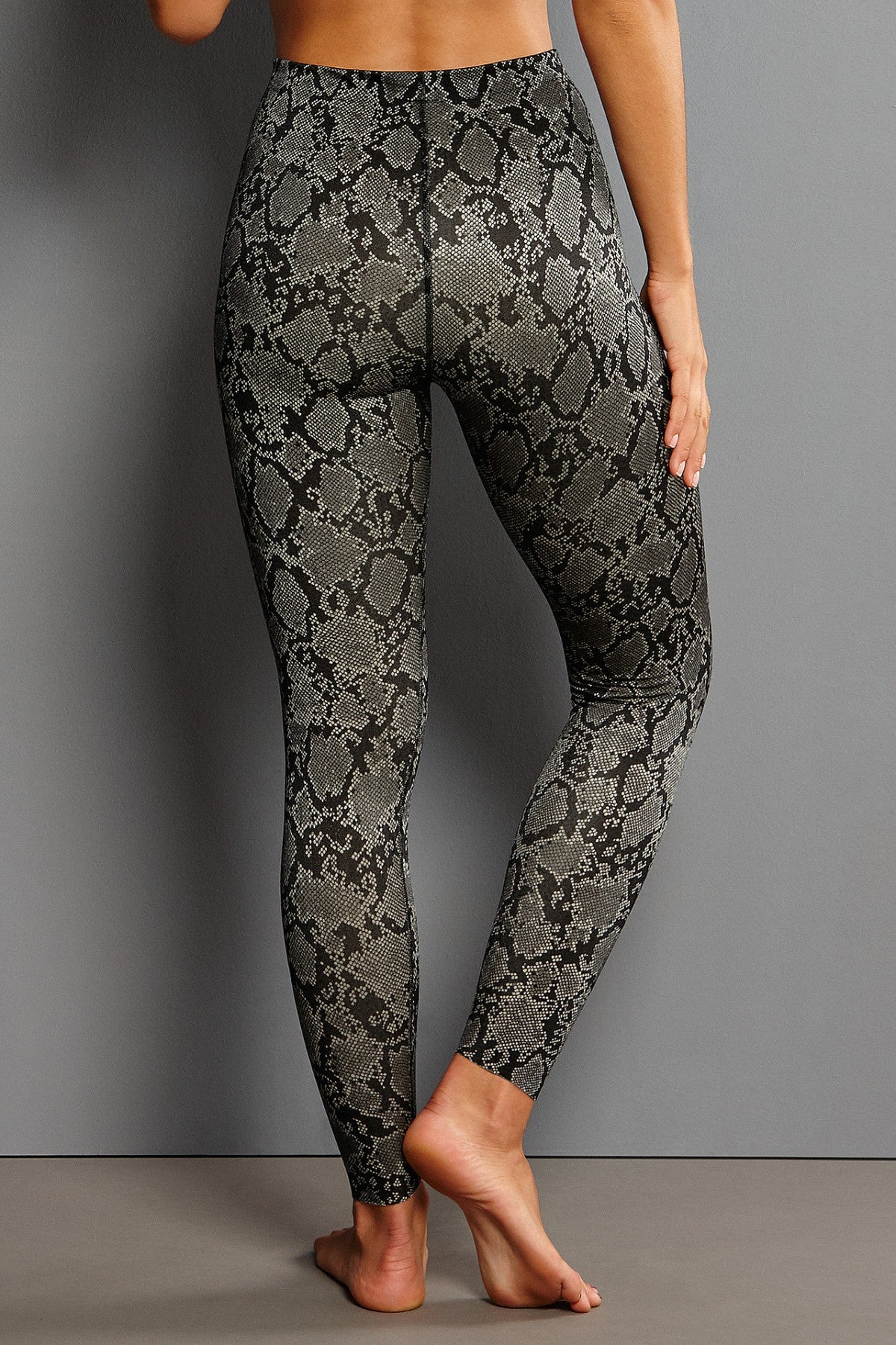 Леггинсы с компрессионным эффектом 1696