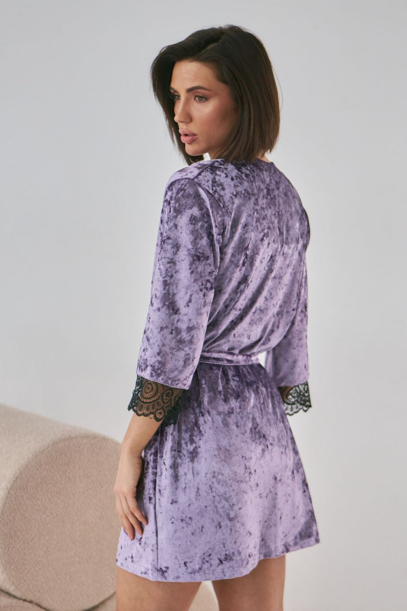Велюровый халат с кружевом 0251 dark violet
