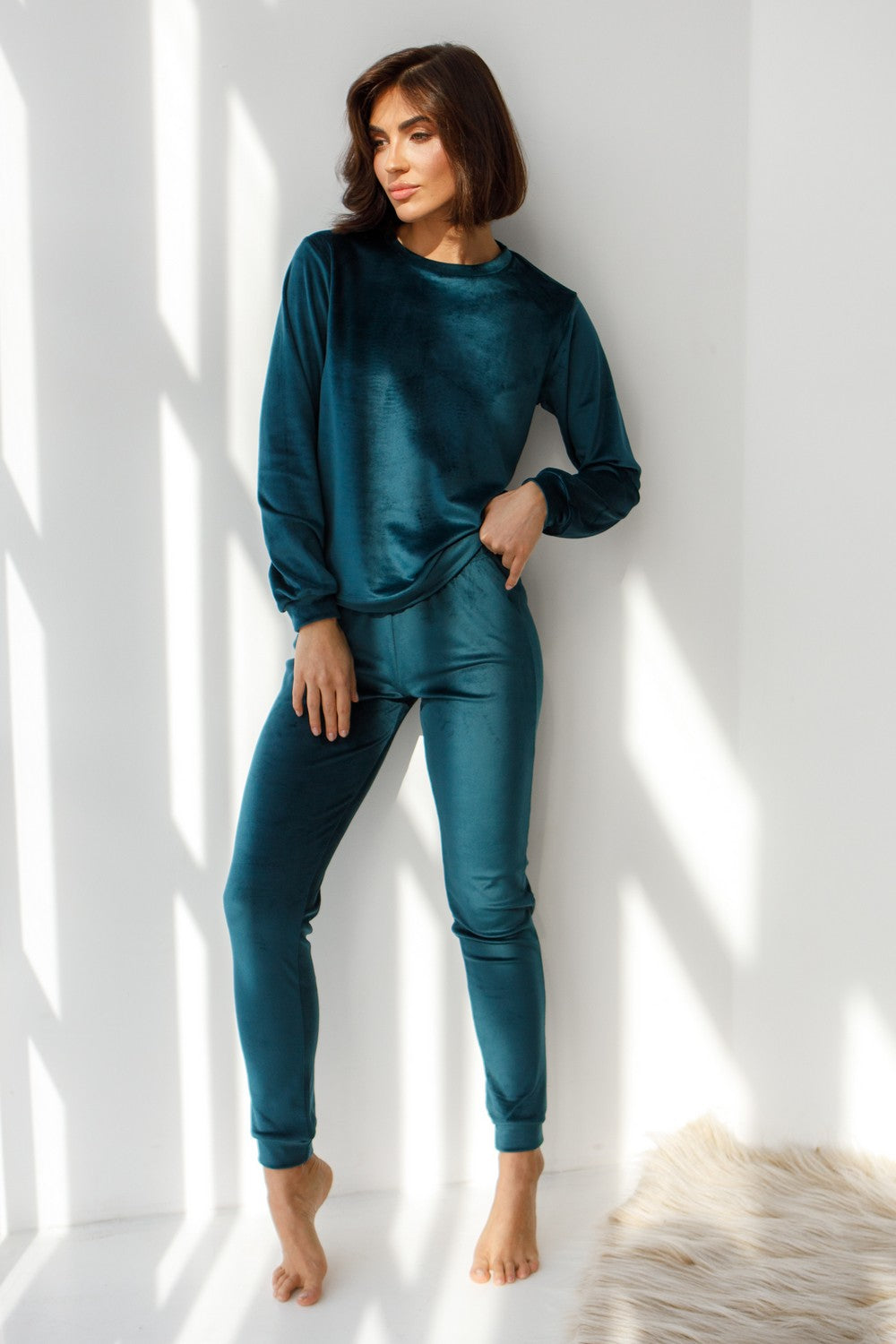 Плюшевый комплект для дома с брюками 0285/289 emerald