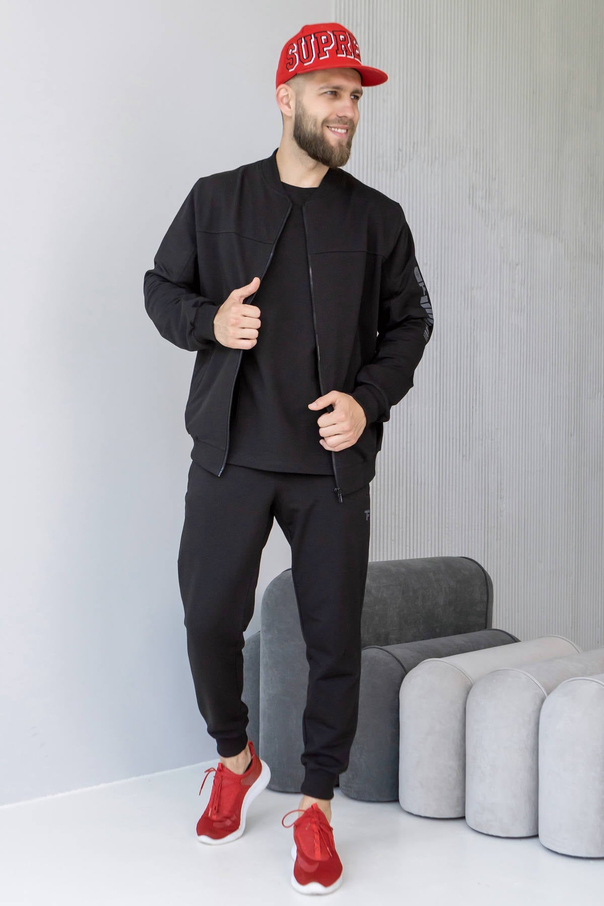 Мужской трикотажный бомбер AM1-LD10