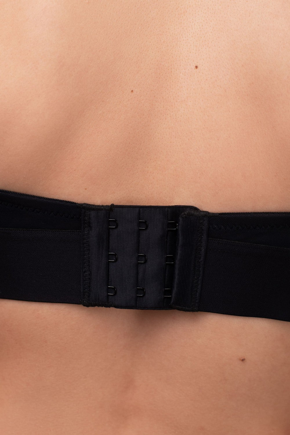 Бюстгальтер с плотными чашками SLZ22101021 black