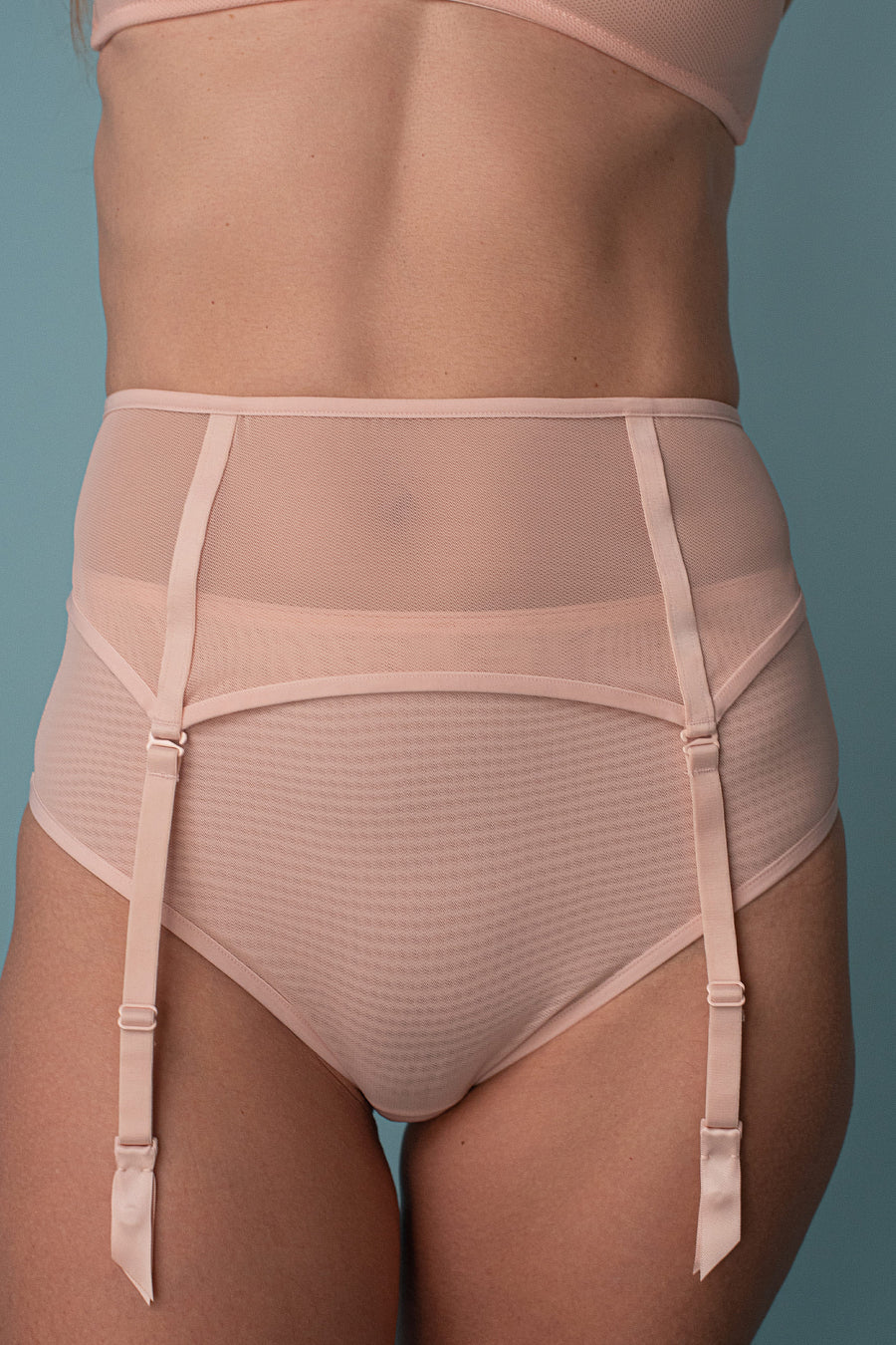 Пояс для чулок из микросетки SLZ23602006/006LC powder