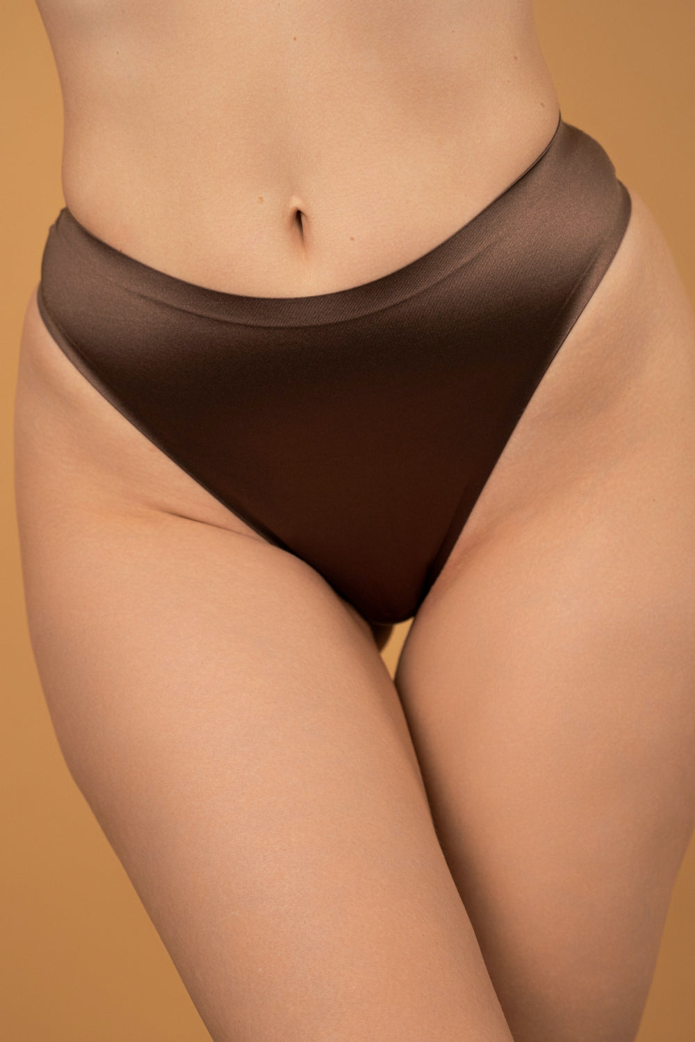 Бесшовные трусики стринг SLZ24202305 dark brown