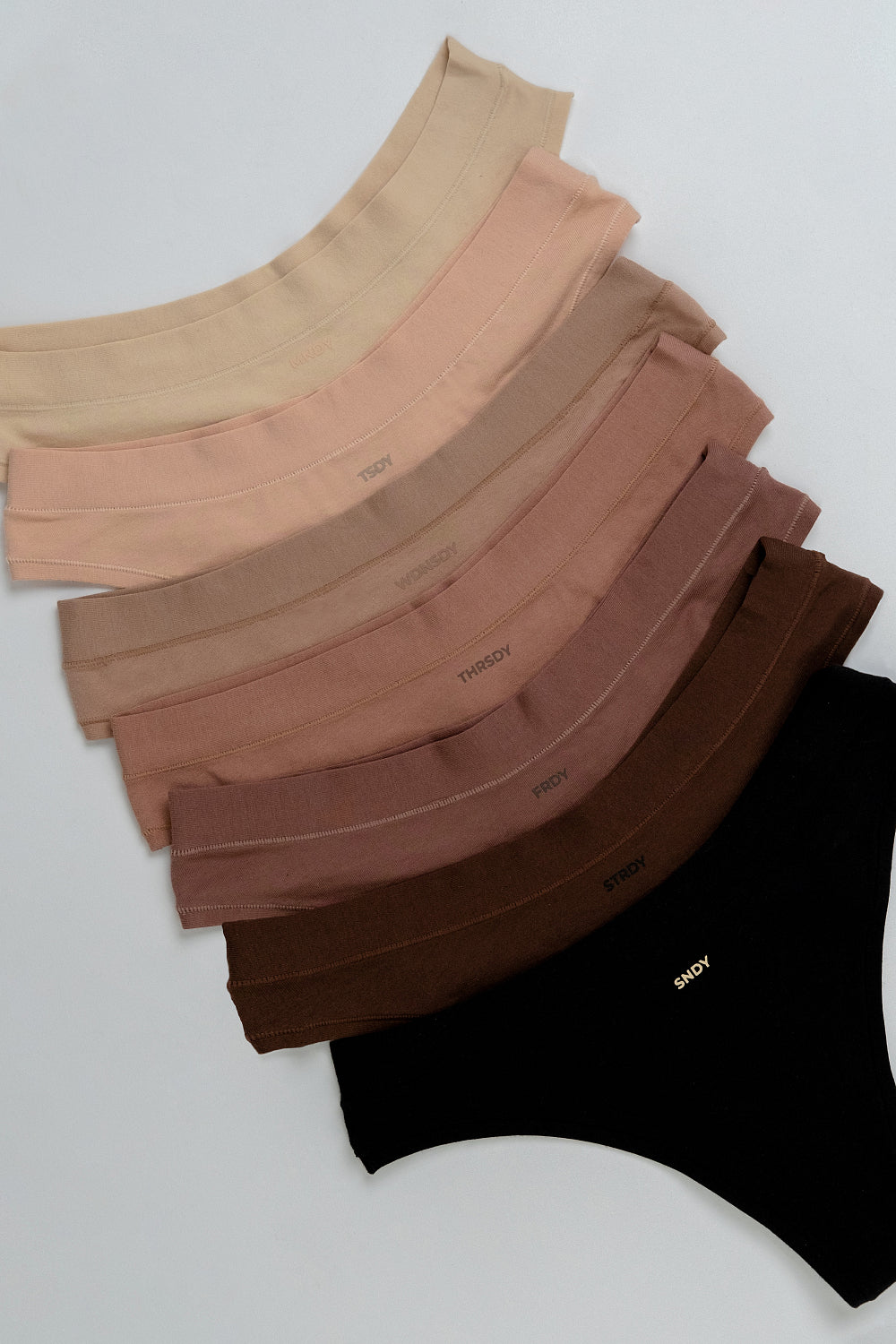 Набор хлопковых трусиков стринг SLZ24602002/002DE (7 шт.)