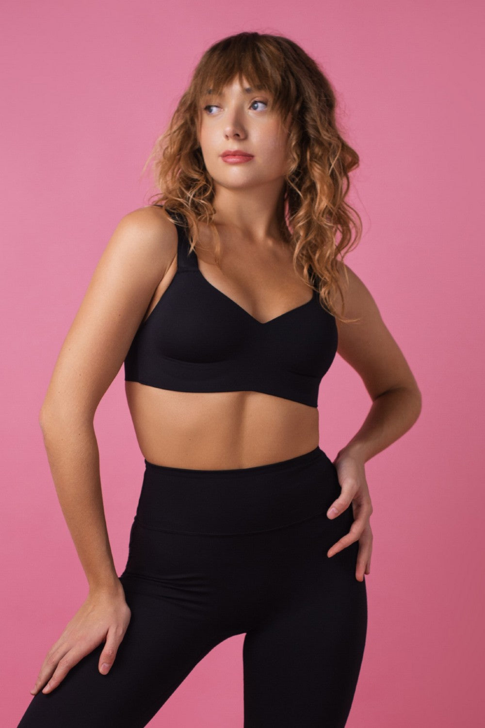 Бесшовный бра-топ SLZ25001041 black