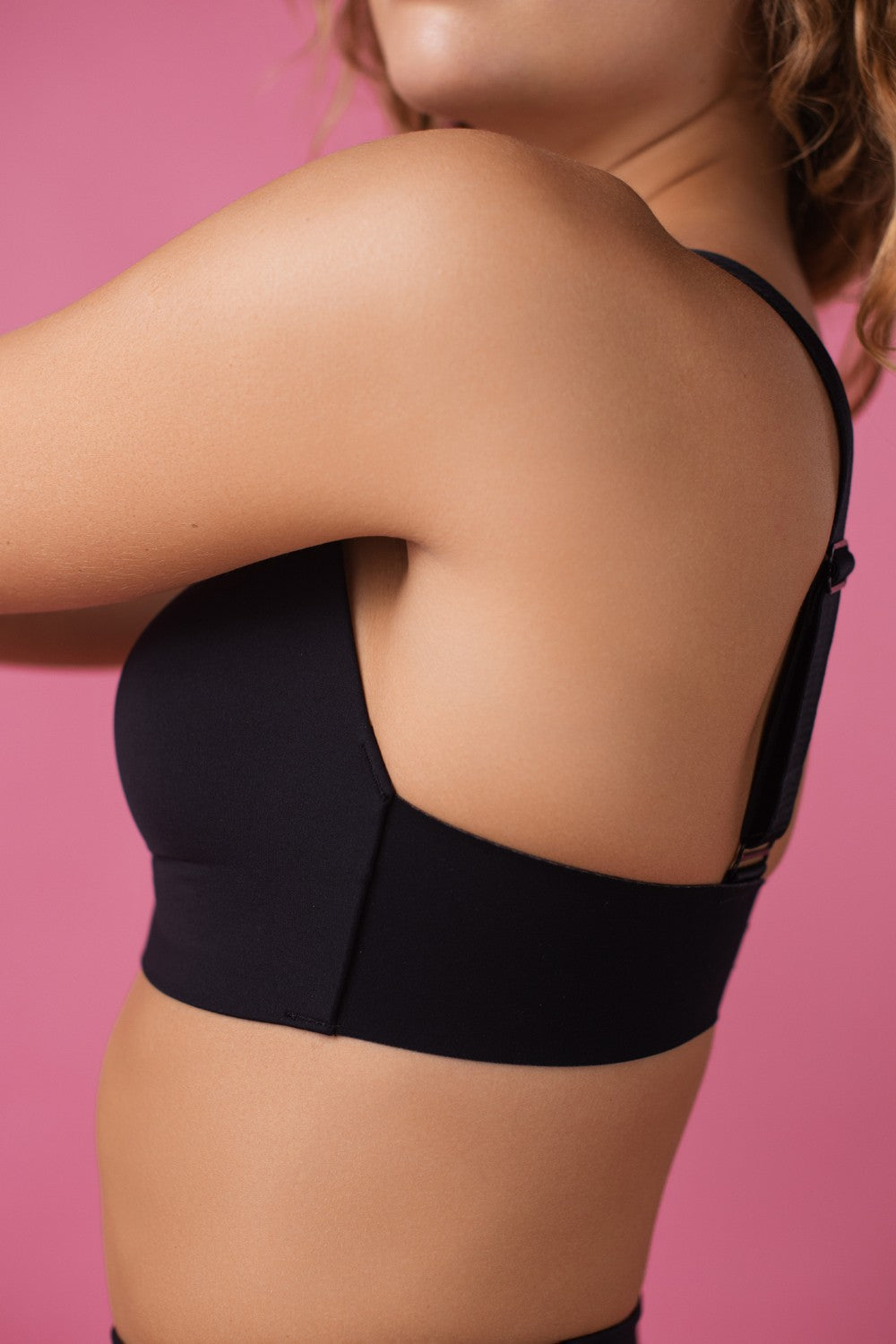 Бесшовный бра-топ SLZ25001041 black