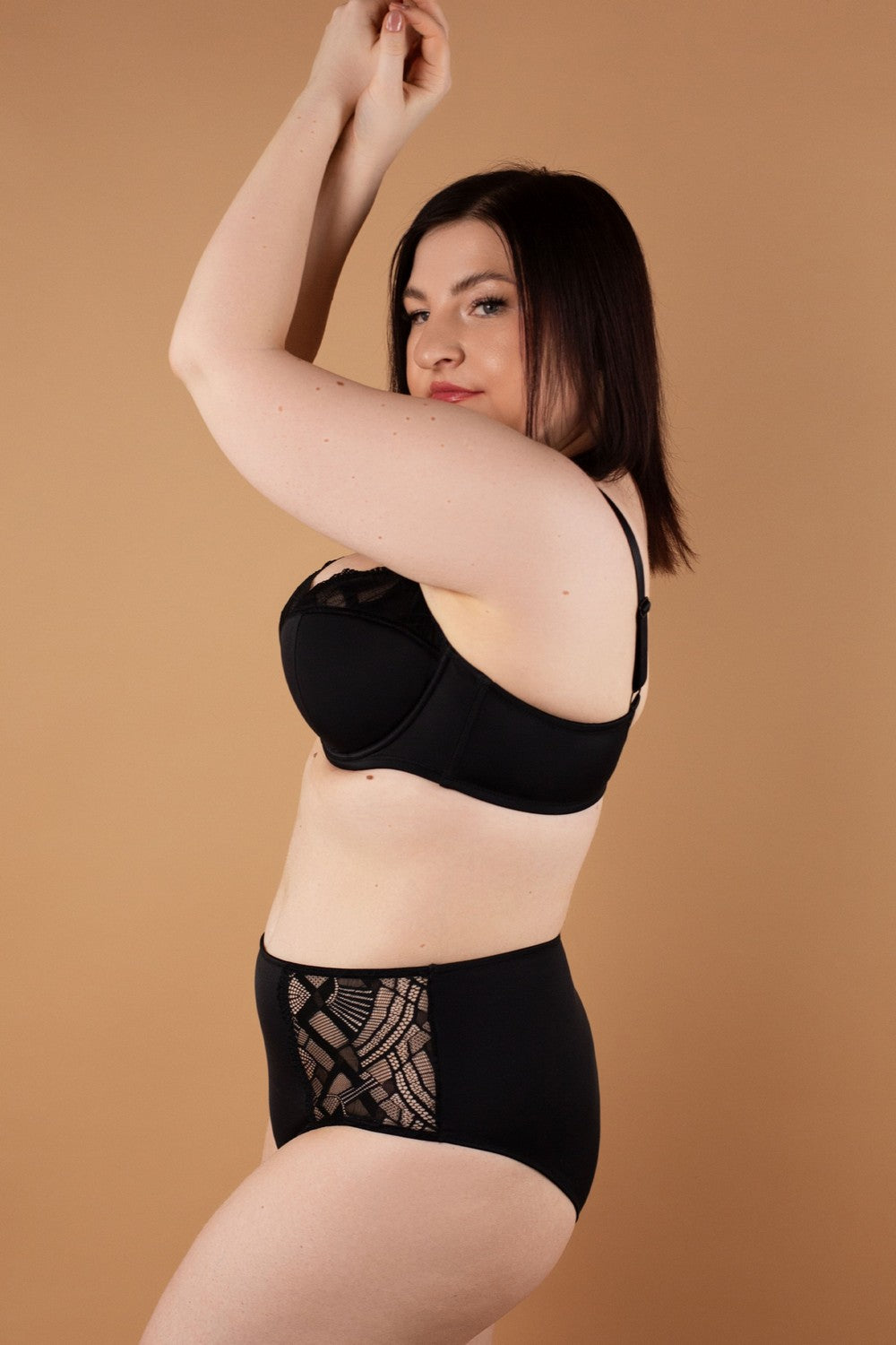 Полудублированный бюстгальтер с кружевом SLZ25901055 black