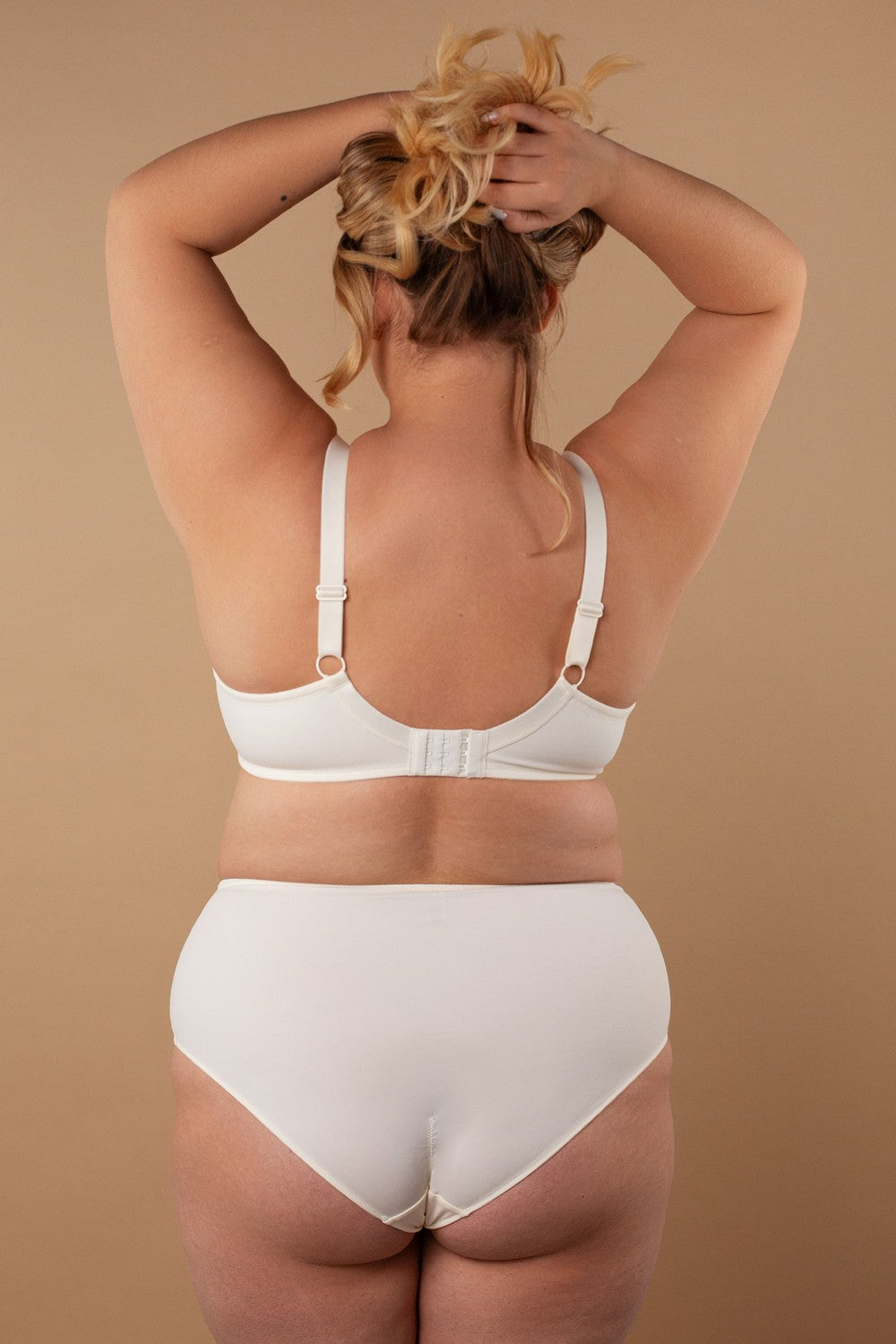 Полудублированный бюстгальтер с кружевом SLZ25901055 ivory