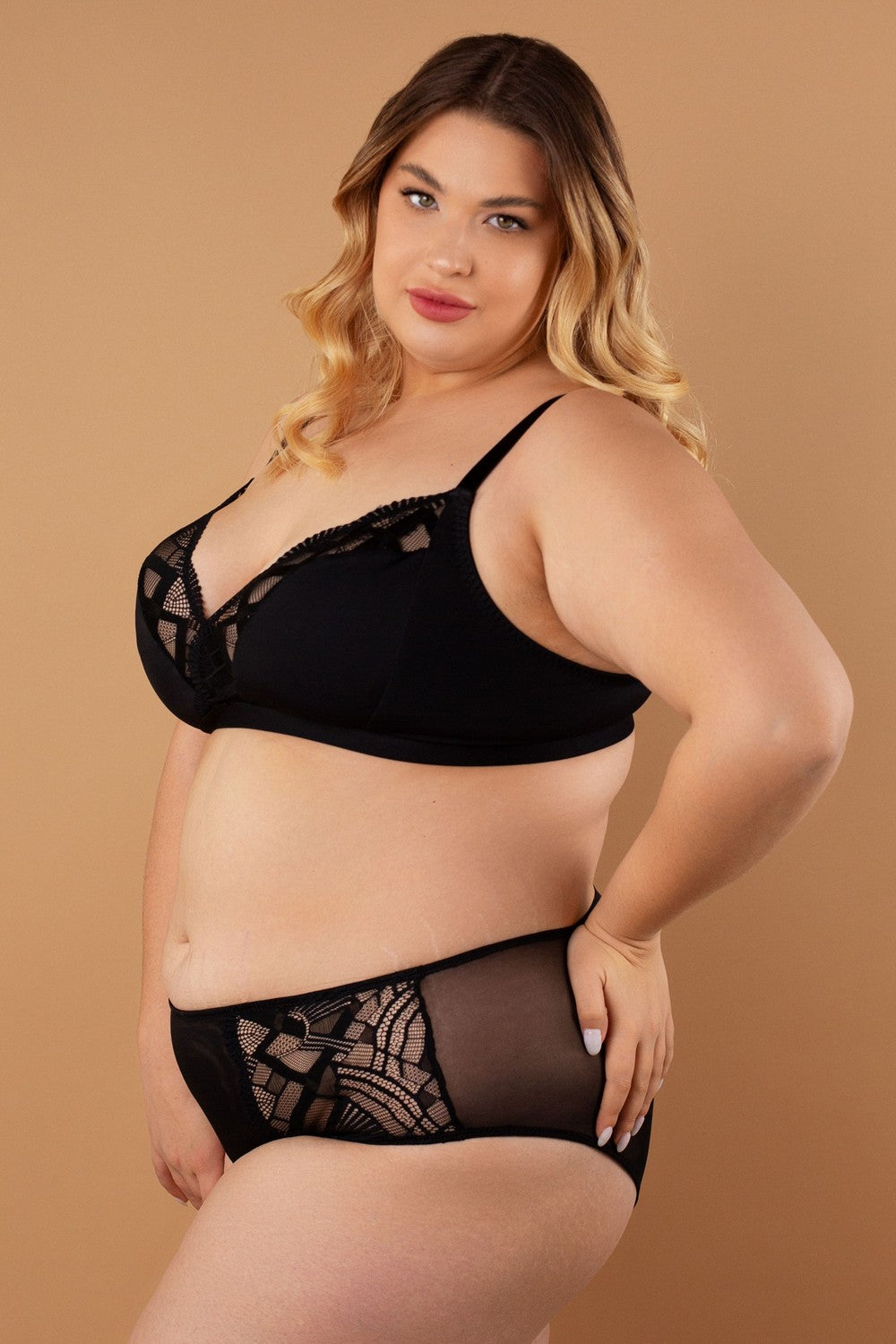 Мягкий бюстгальтер из микрофибры SLZ25901301 black