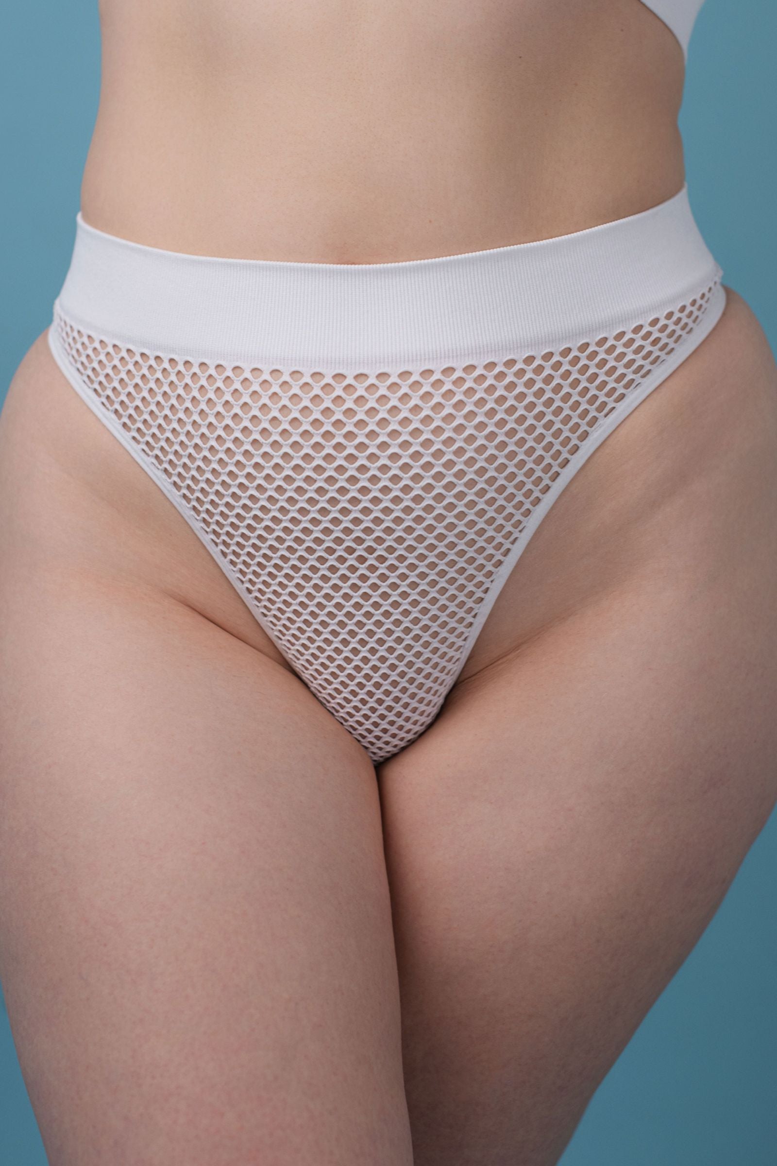 Трусики стринг из сетки SLZ26402002 white