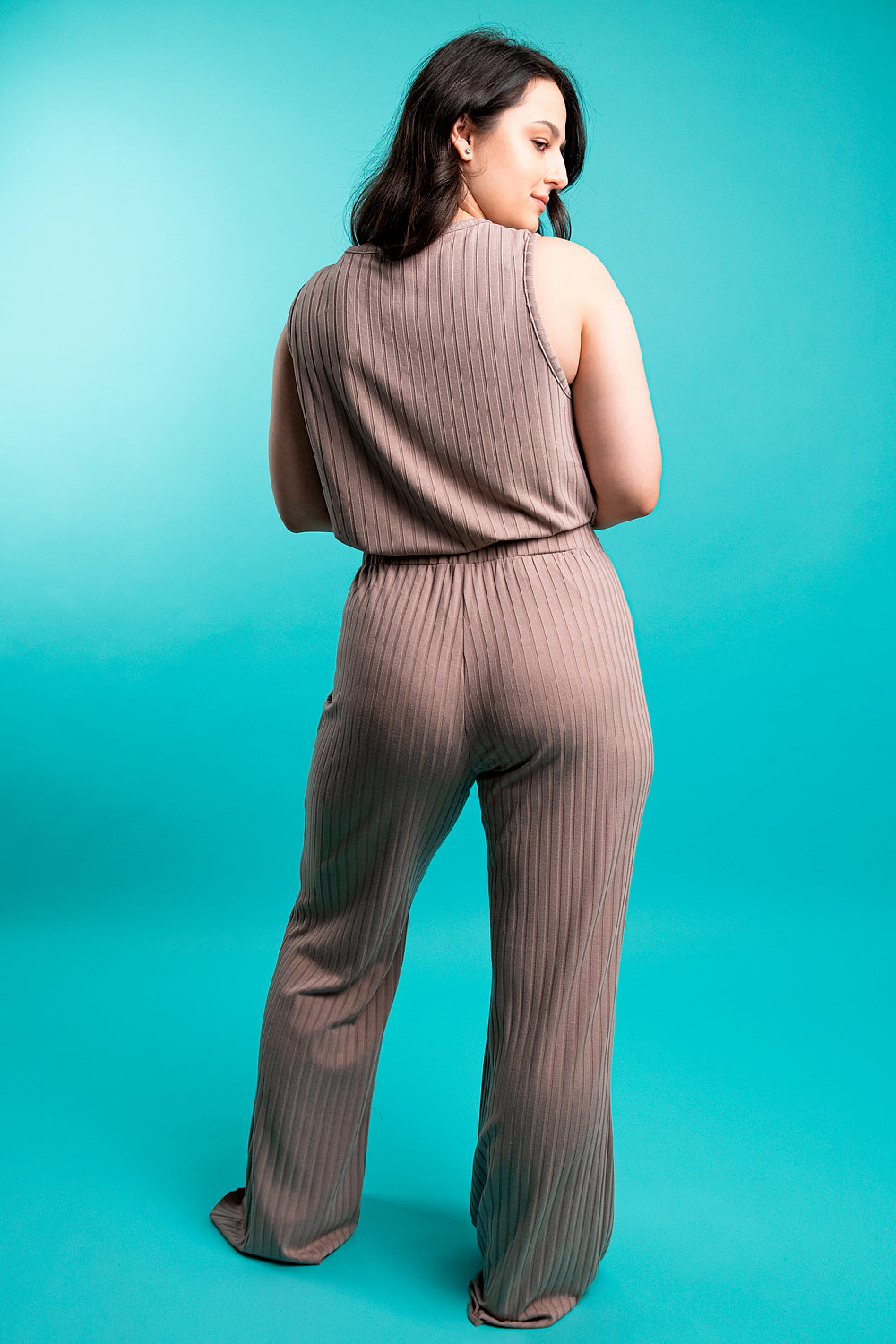 Трикотажные брюки в рубчик HOM2216010 mocco