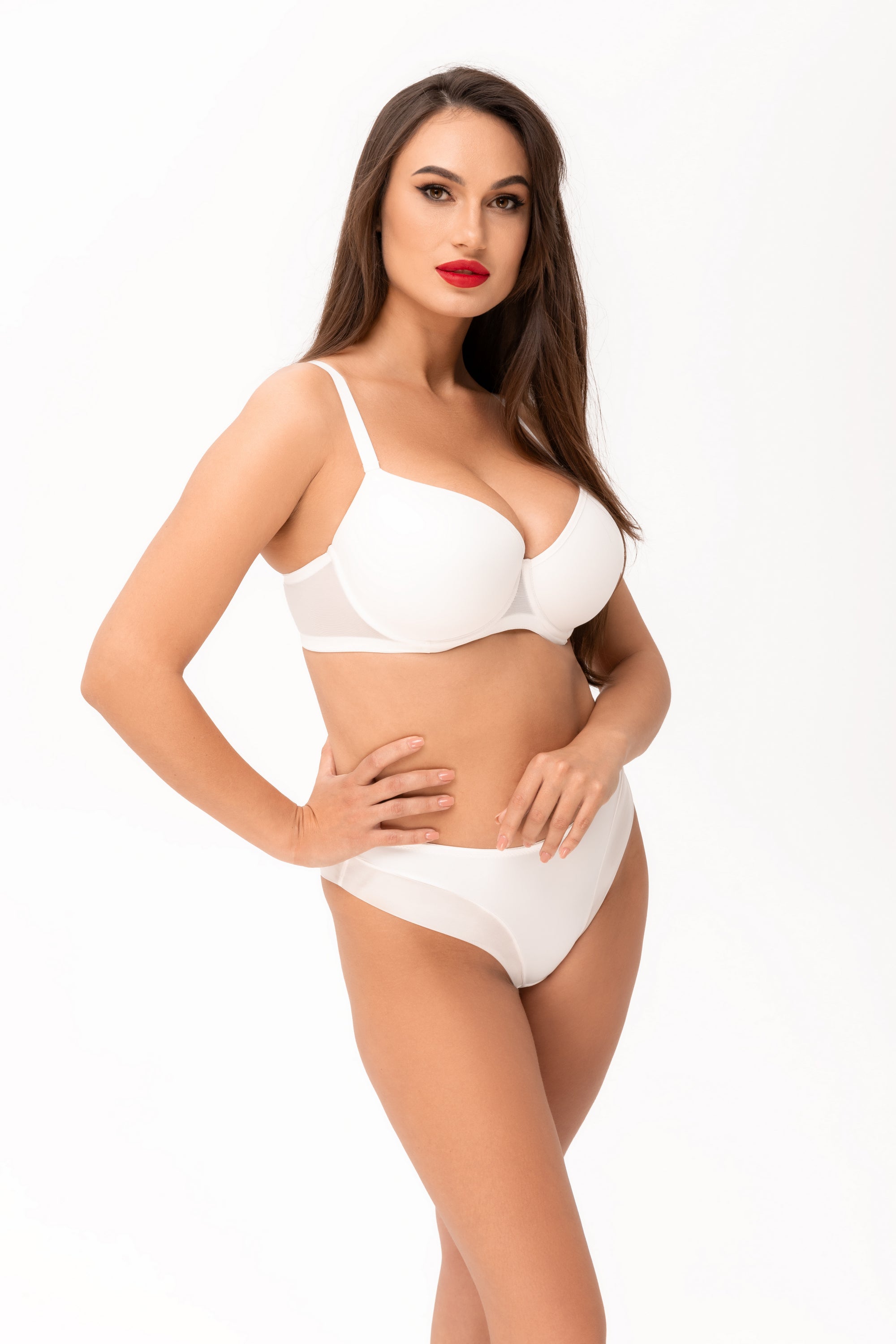 Гладкий бюстгальтер балконет 5183 Monica milk