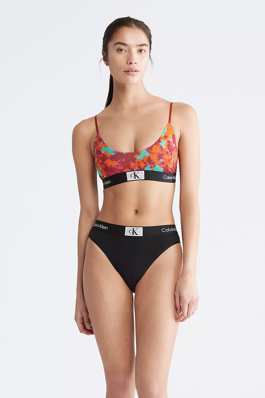 Бра-топ на тонких бретелях 447016368 red